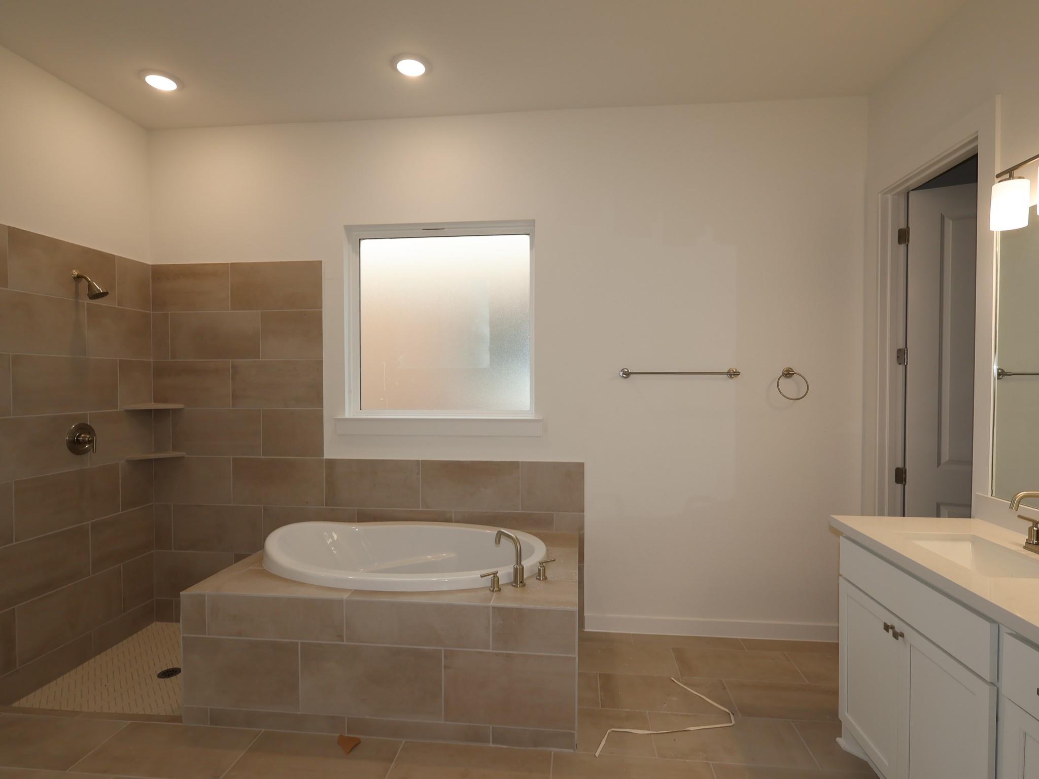 900 Purmela St, Leander, TX 78641