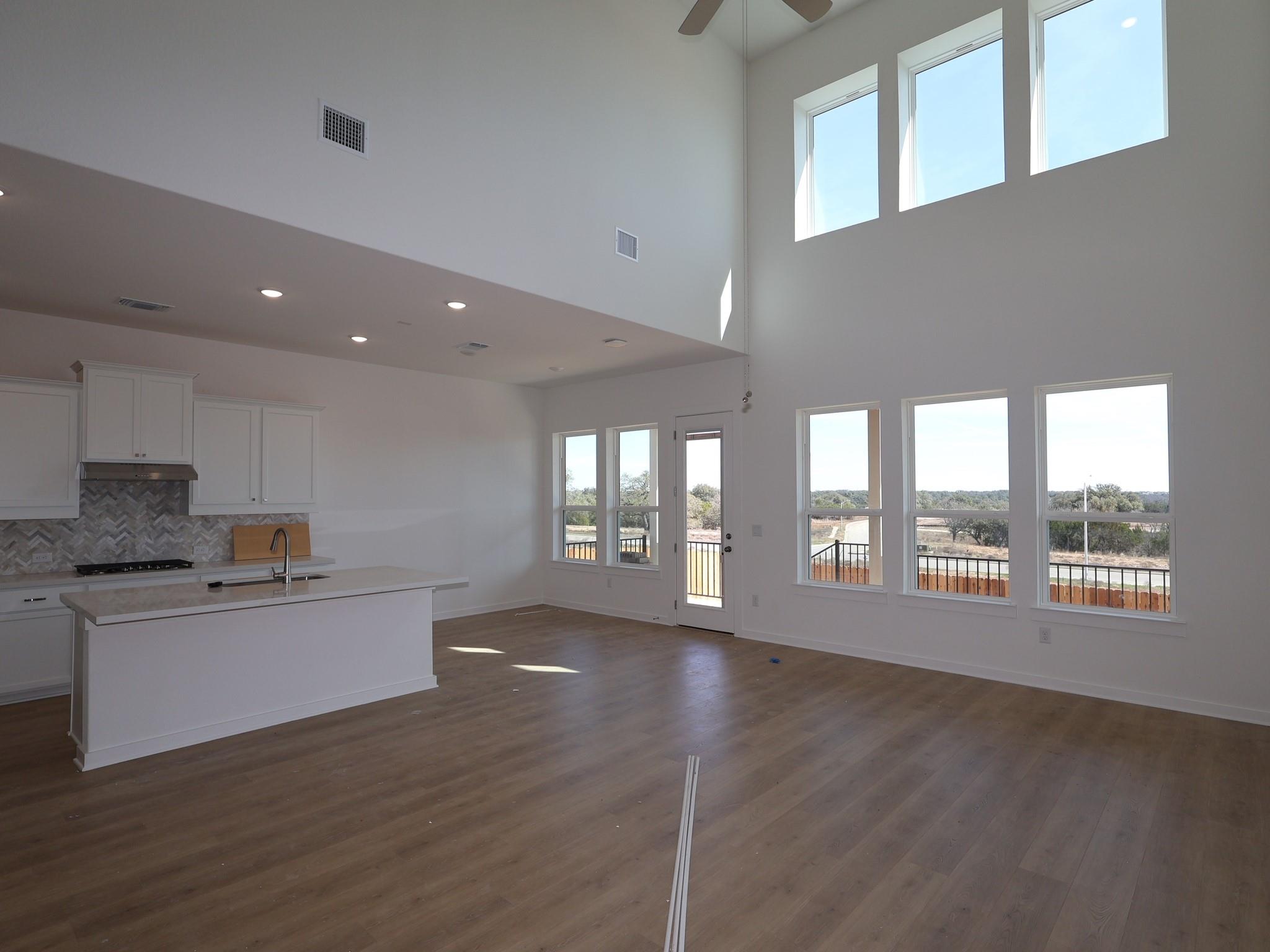 900 Purmela St, Leander, TX 78641