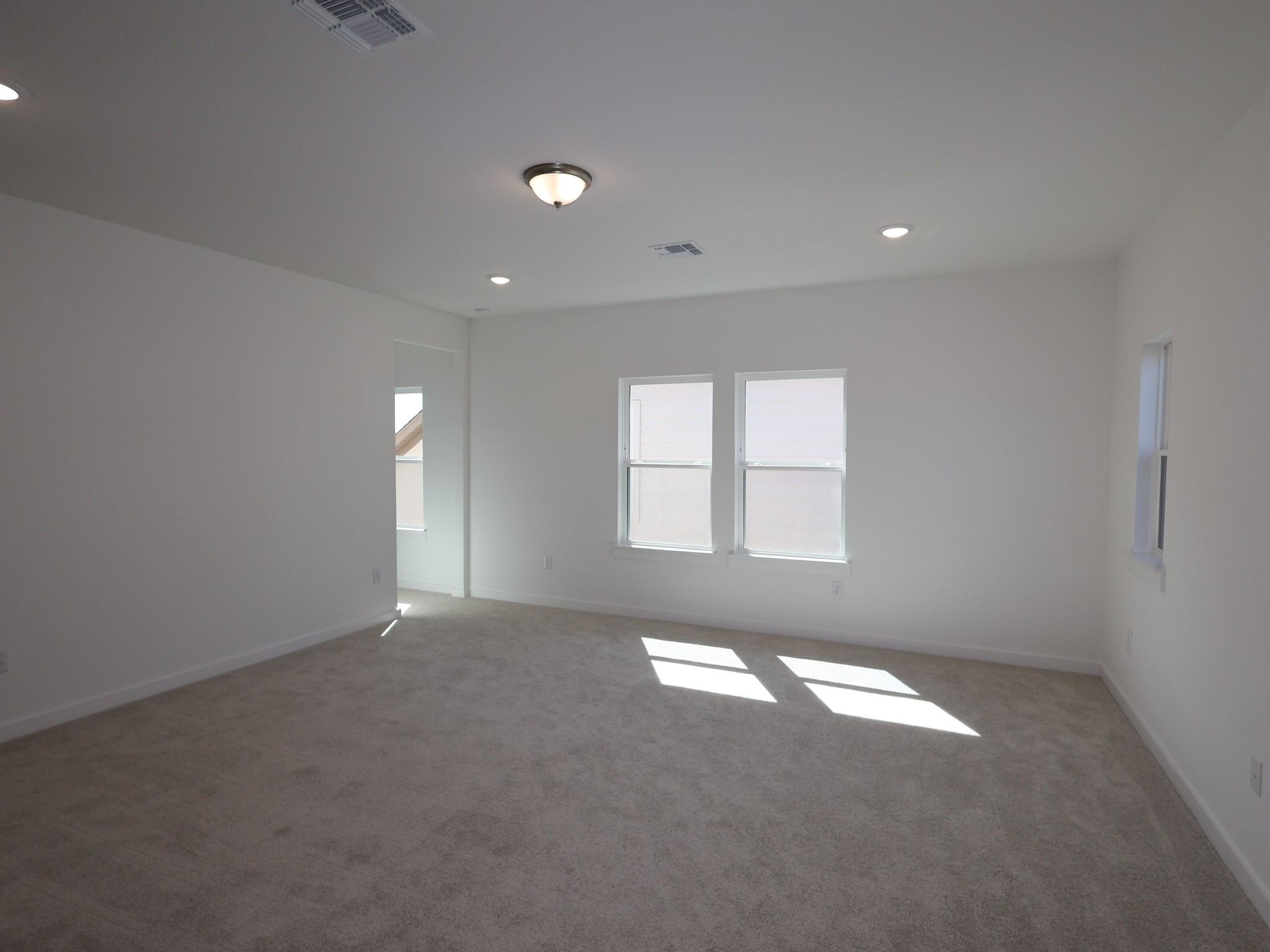 900 Purmela St, Leander, TX 78641