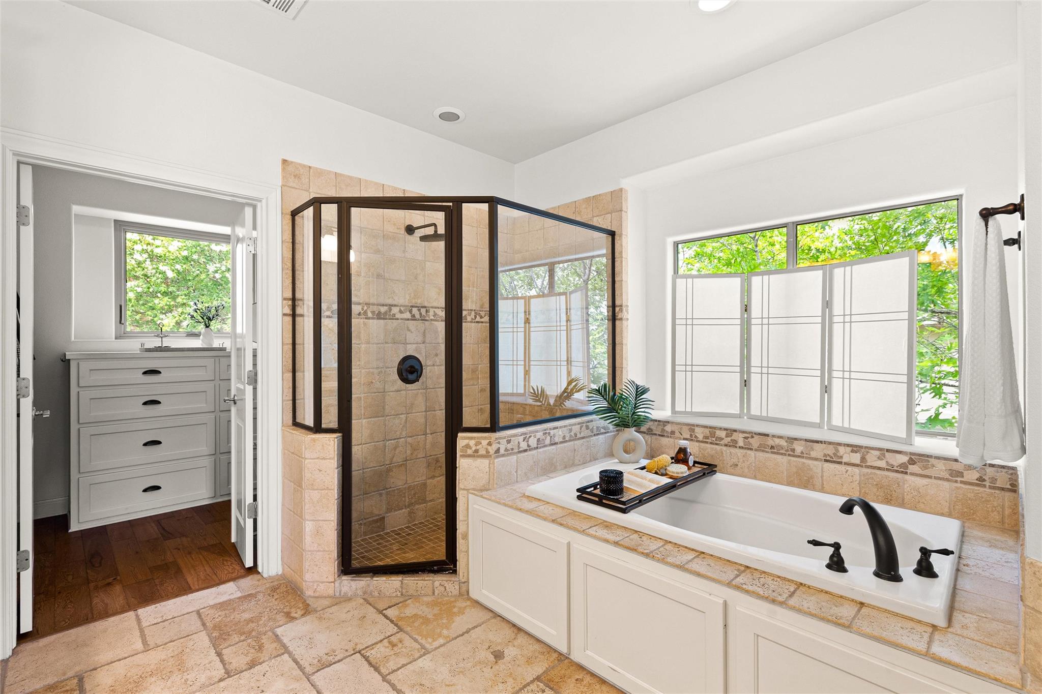 8540 Adirondack Trl # 21, Austin, TX 78759