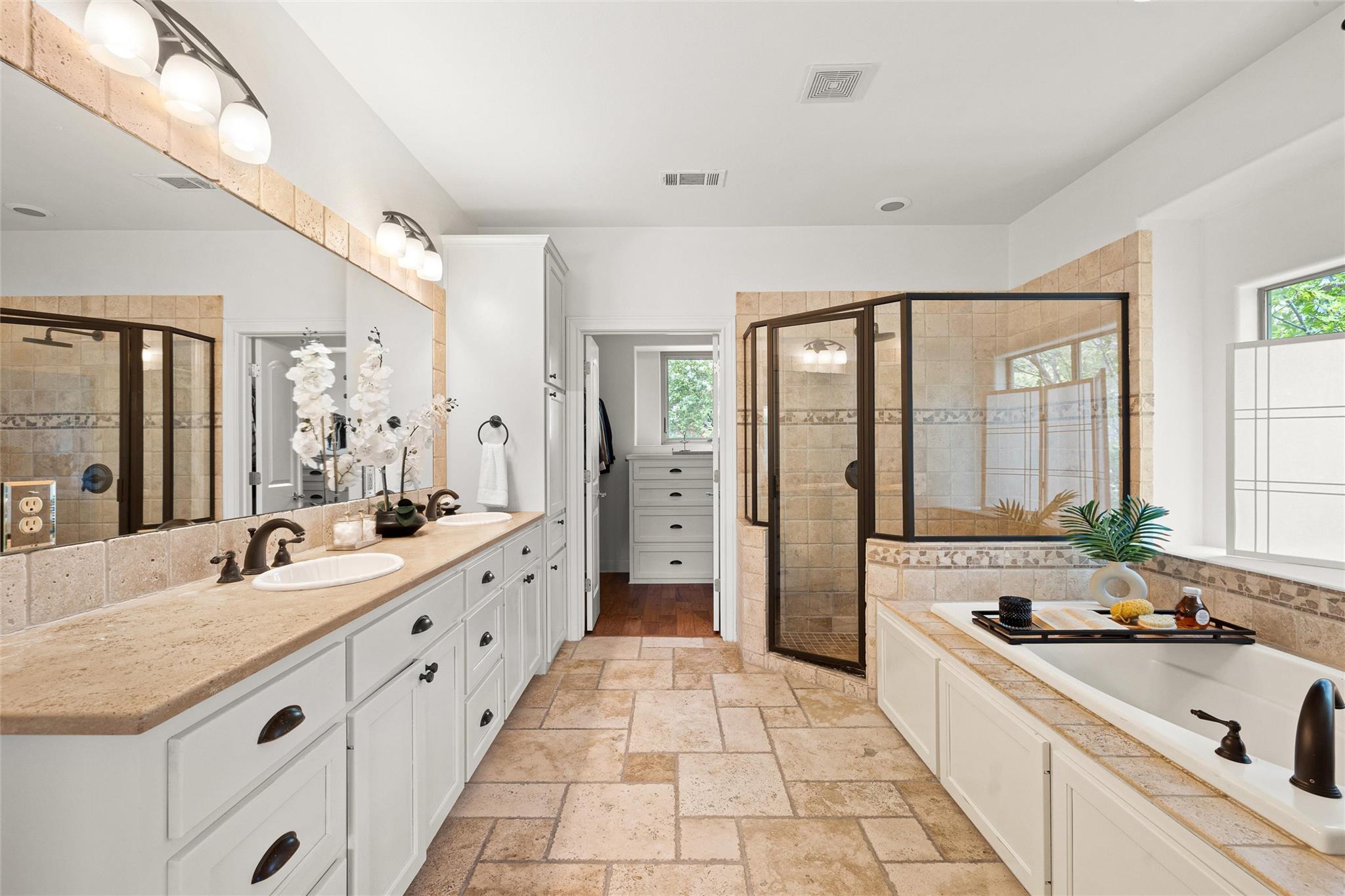 8540 Adirondack Trl # 21, Austin, TX 78759