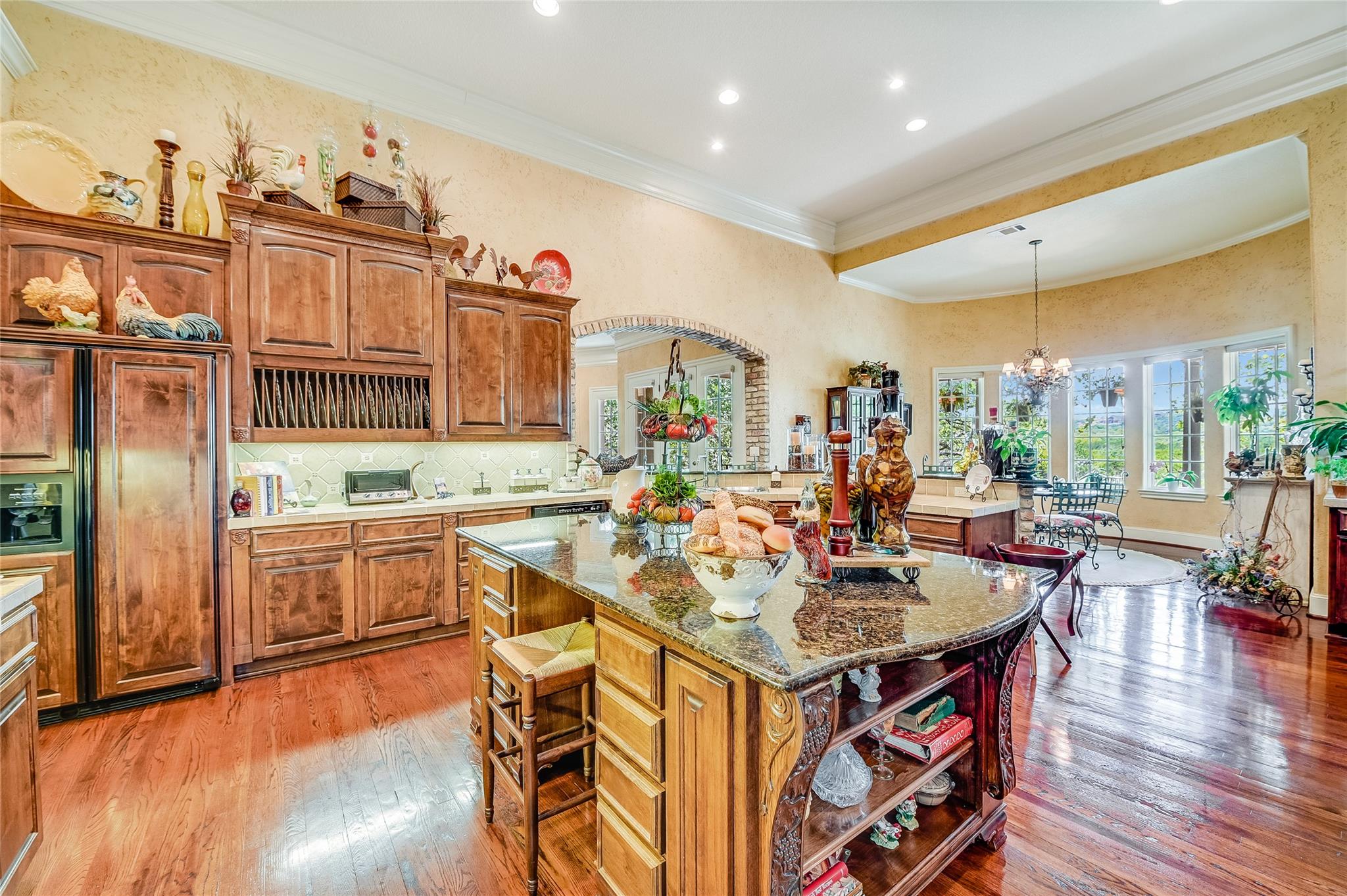 8611 Young Ln, Austin, TX 78737