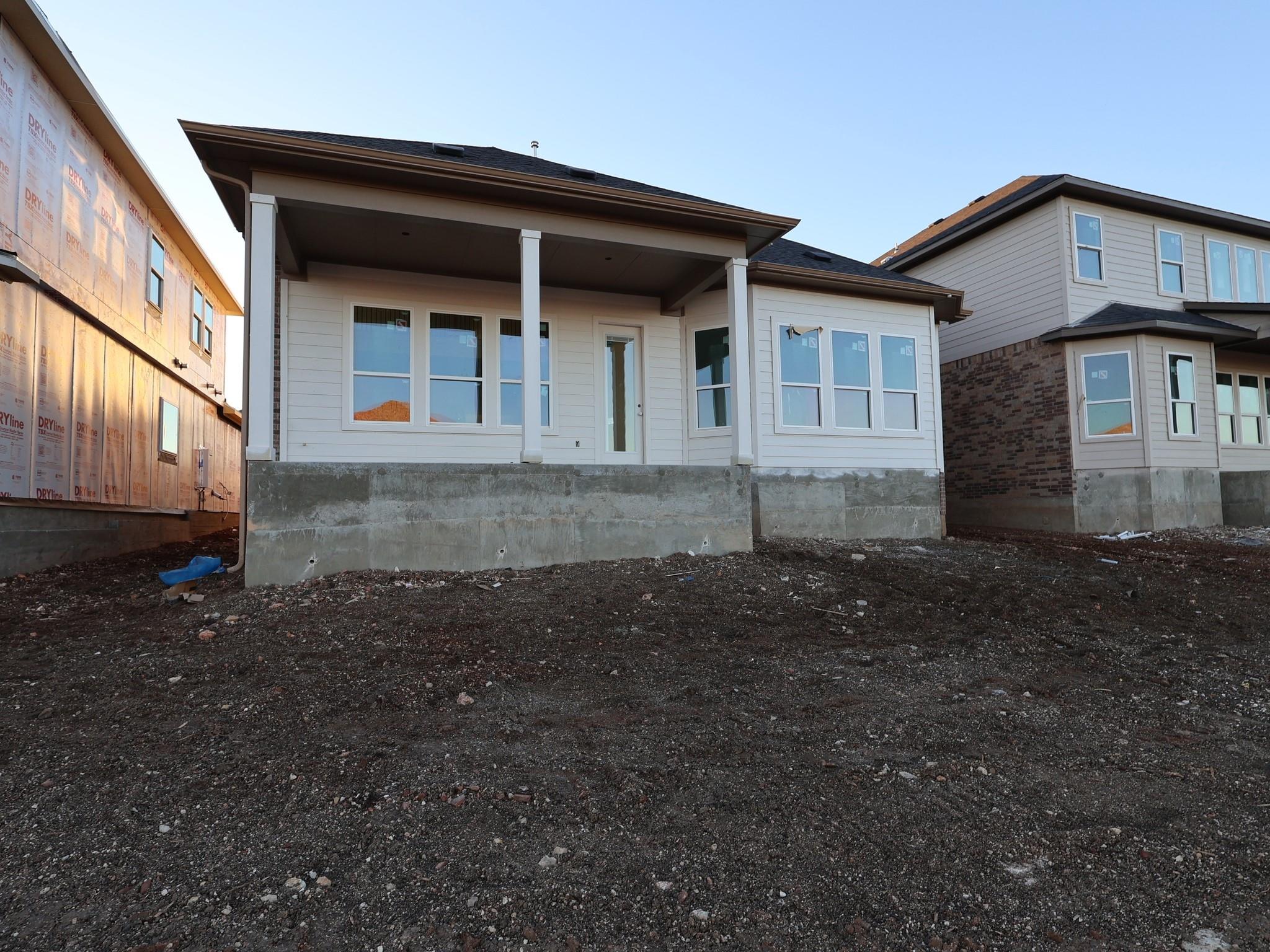 904 Purmela St, Leander, TX 78641