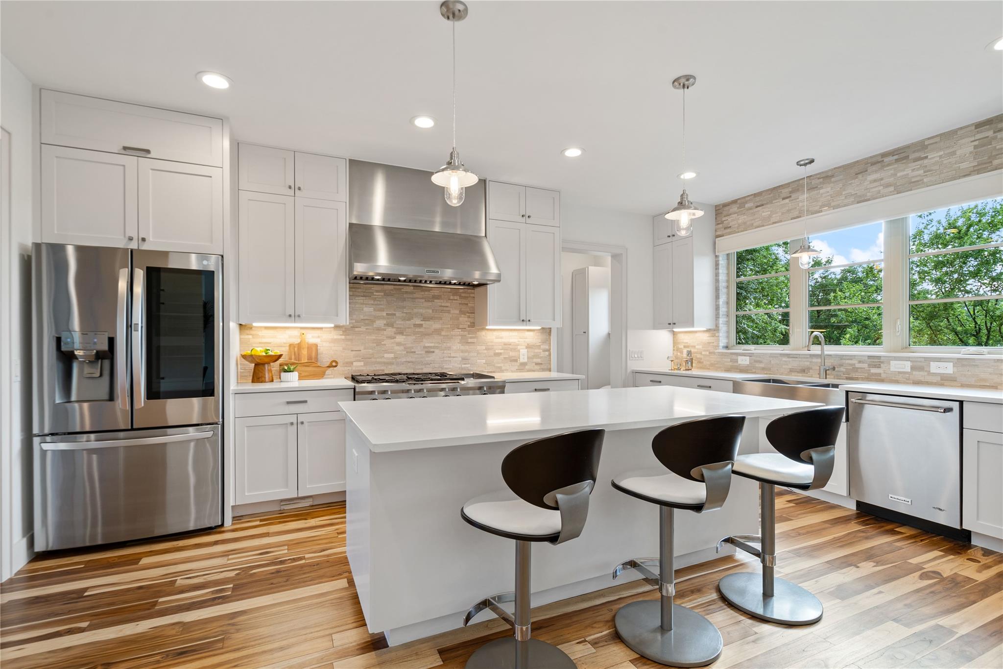 2902 Cedarview Dr, Austin, TX 78704