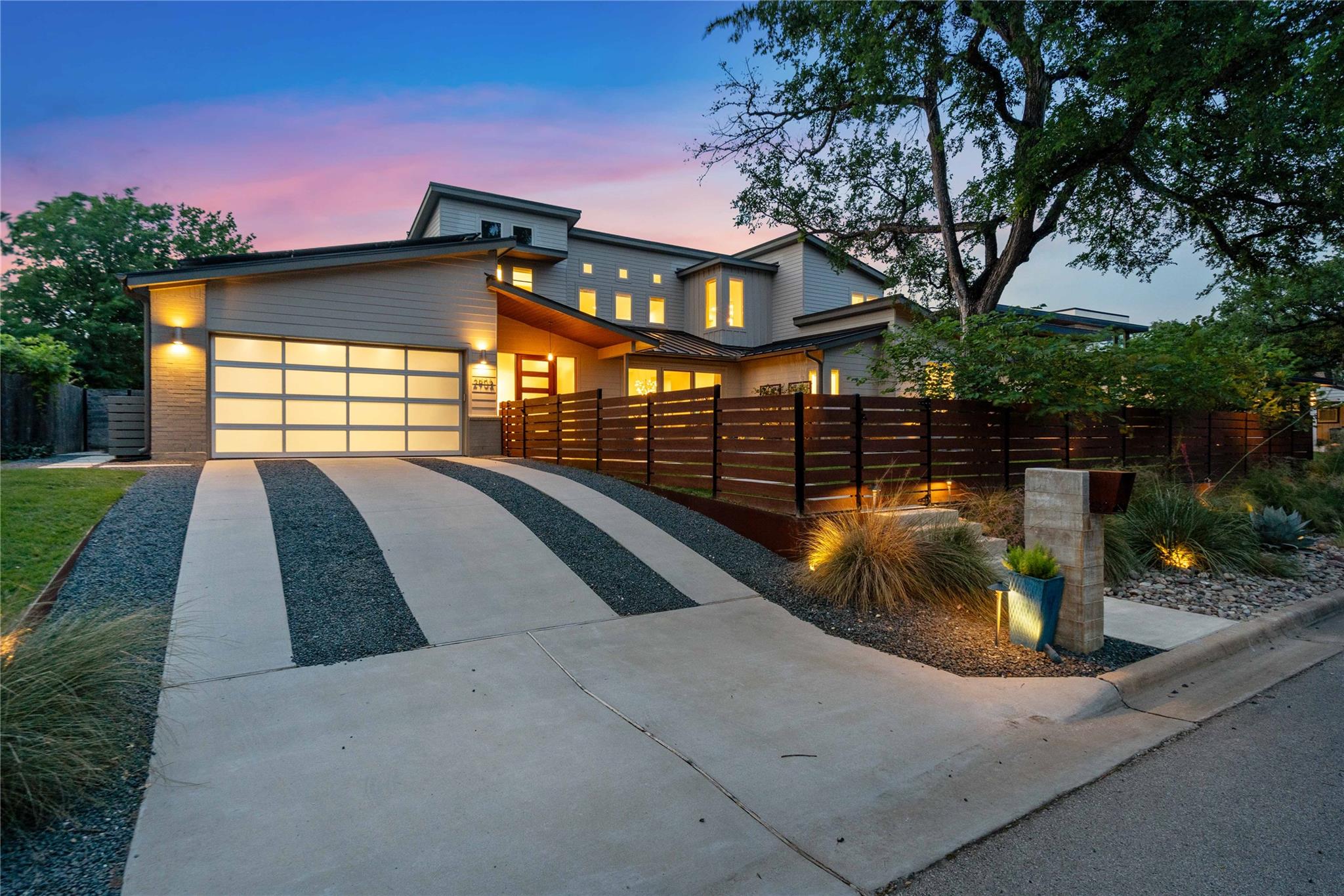 2902 Cedarview Dr, Austin, TX 78704