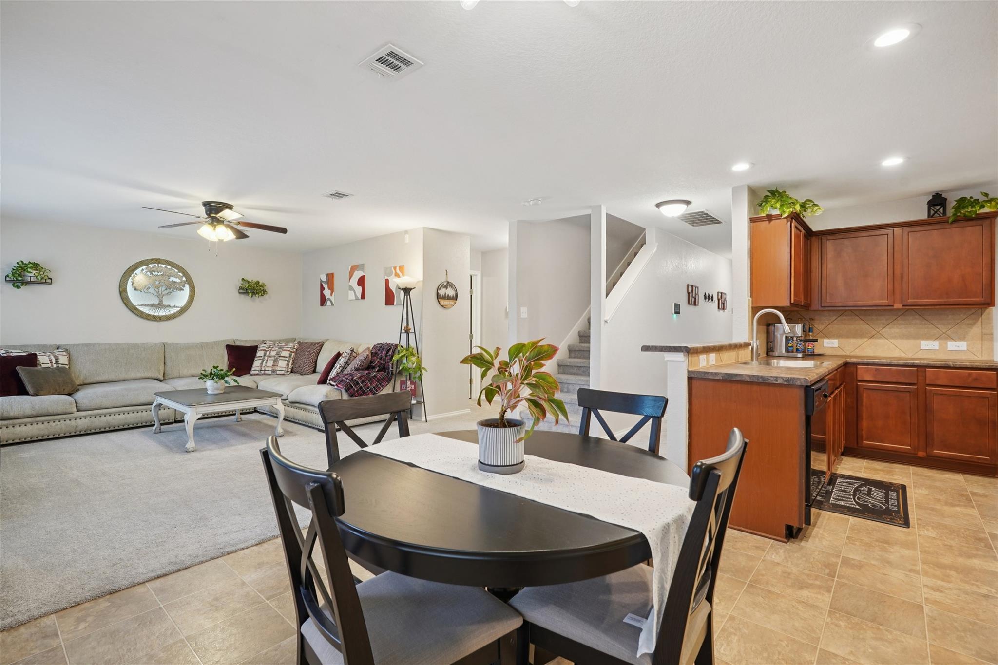 2854 Oakdell Trl, New Braunfels, TX 78130