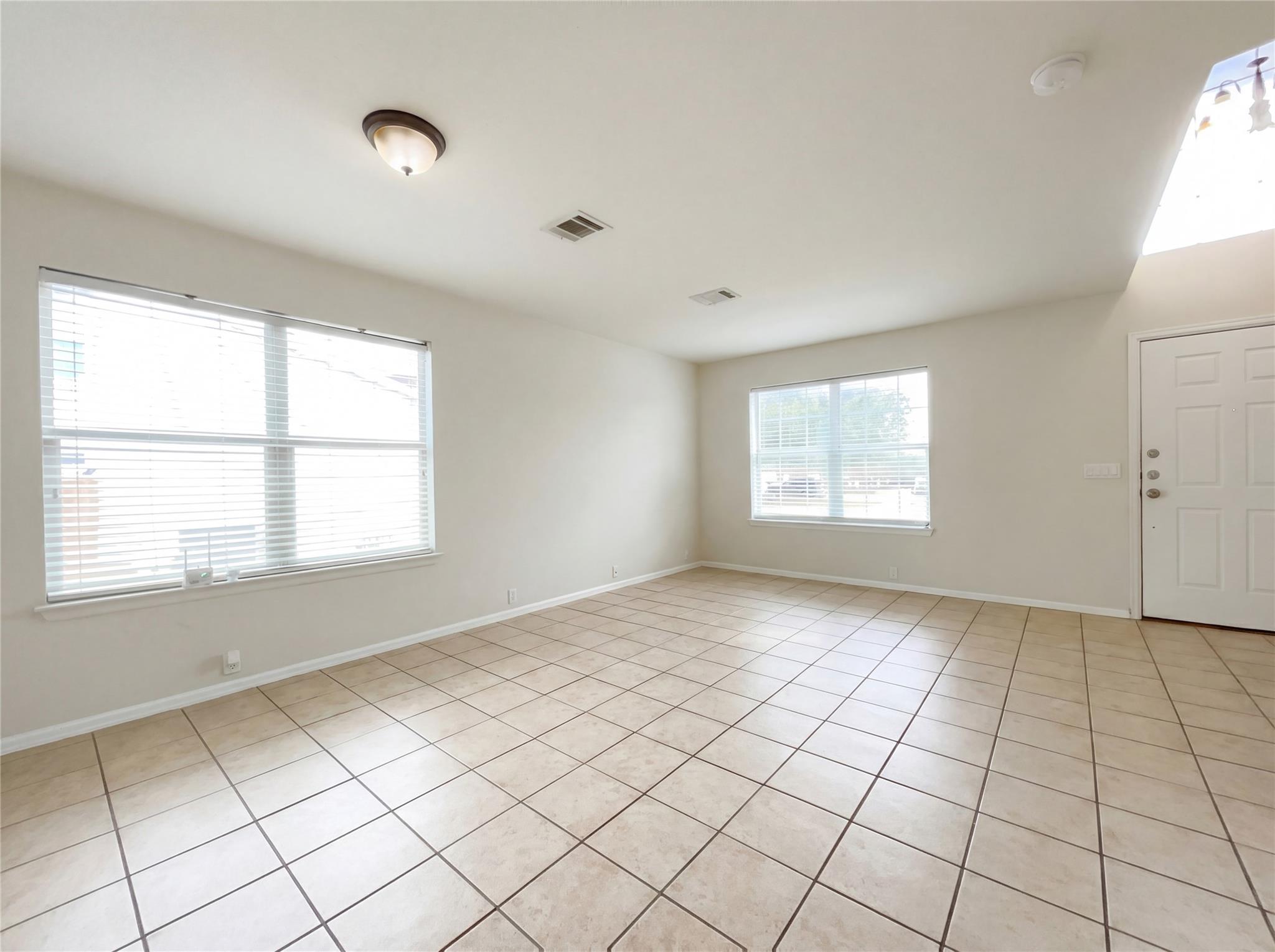 965 Sweet Gum Dr, Kyle, TX 78640