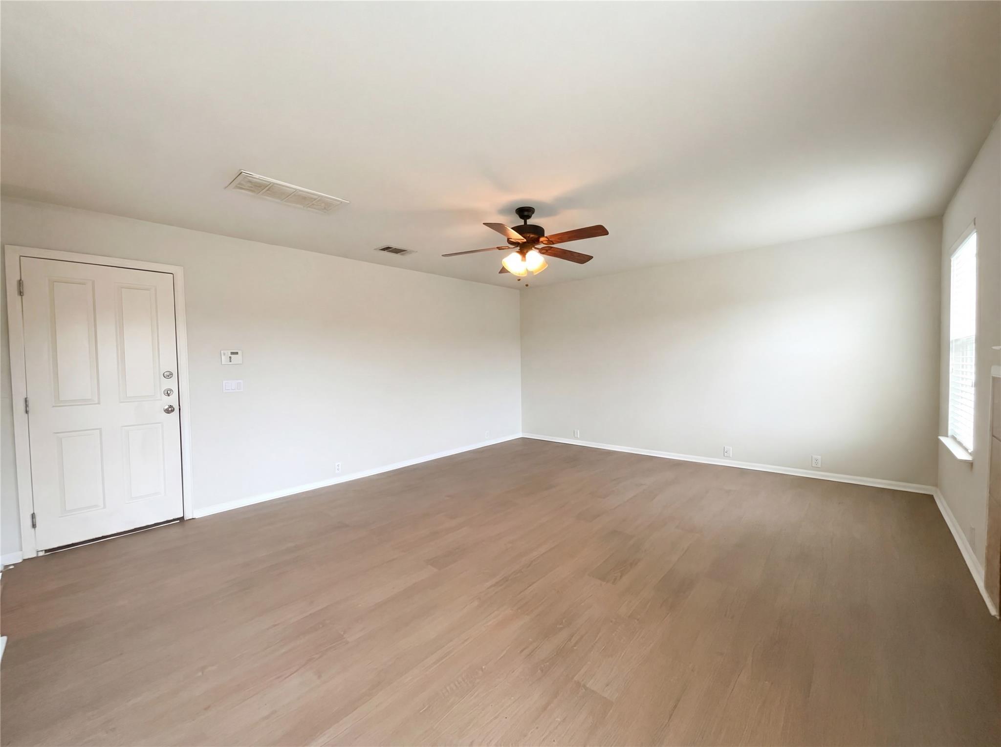 965 Sweet Gum Dr, Kyle, TX 78640