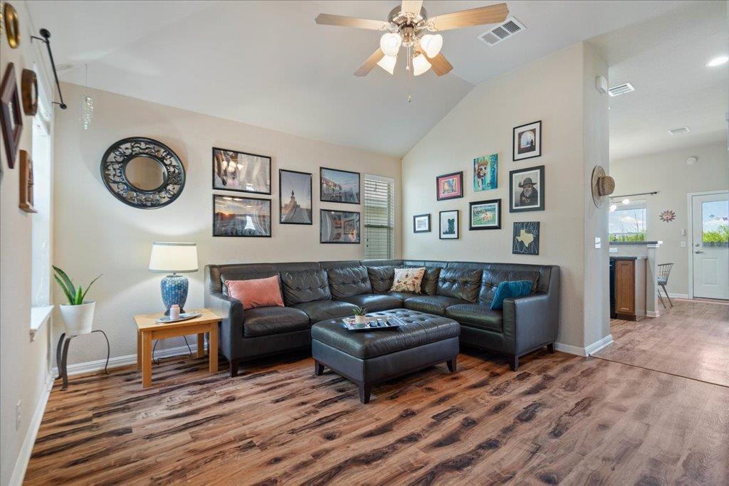 2321 Kale Dr, Austin, TX 78725