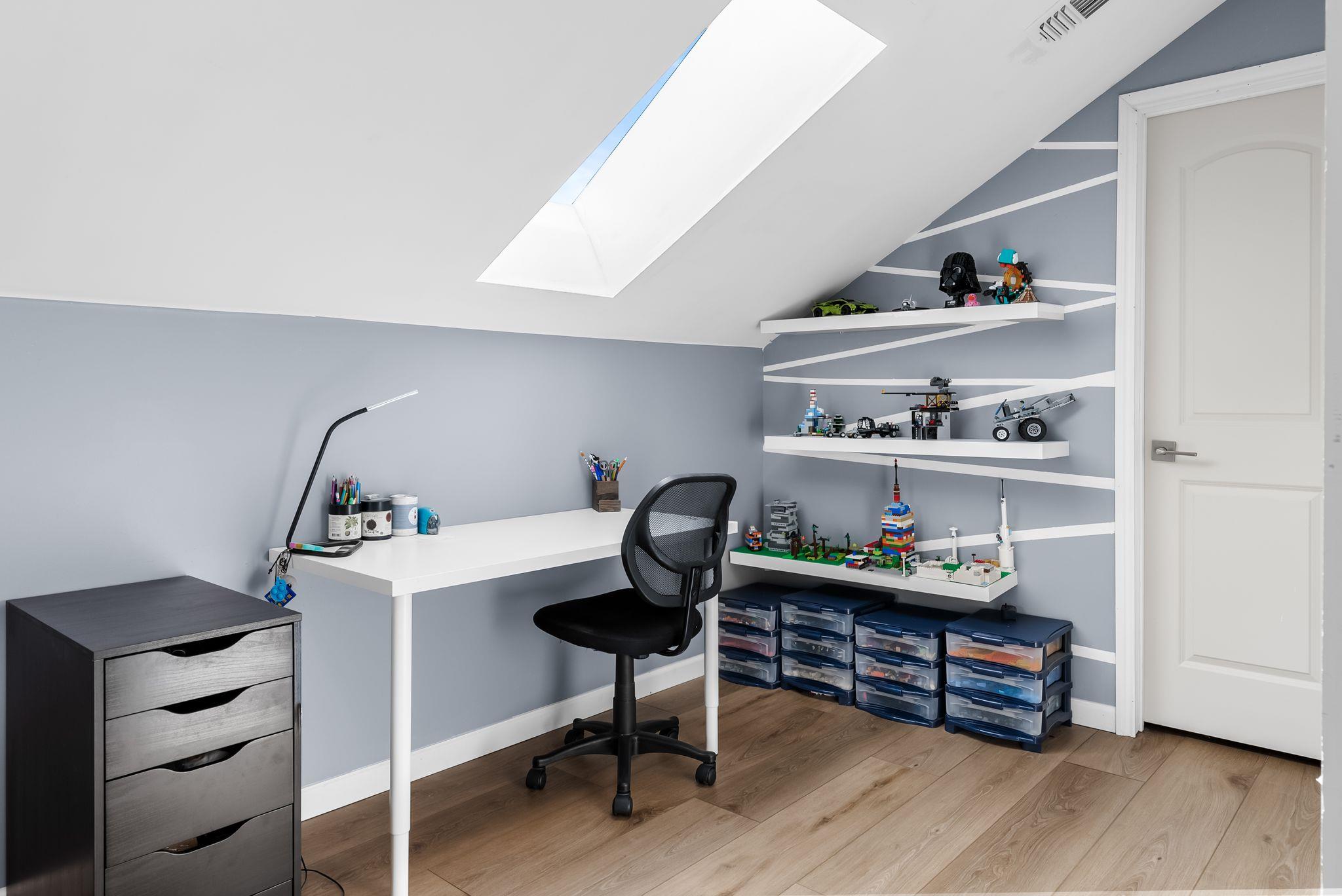 2429 Shire Ridge Dr, Austin, TX 78732