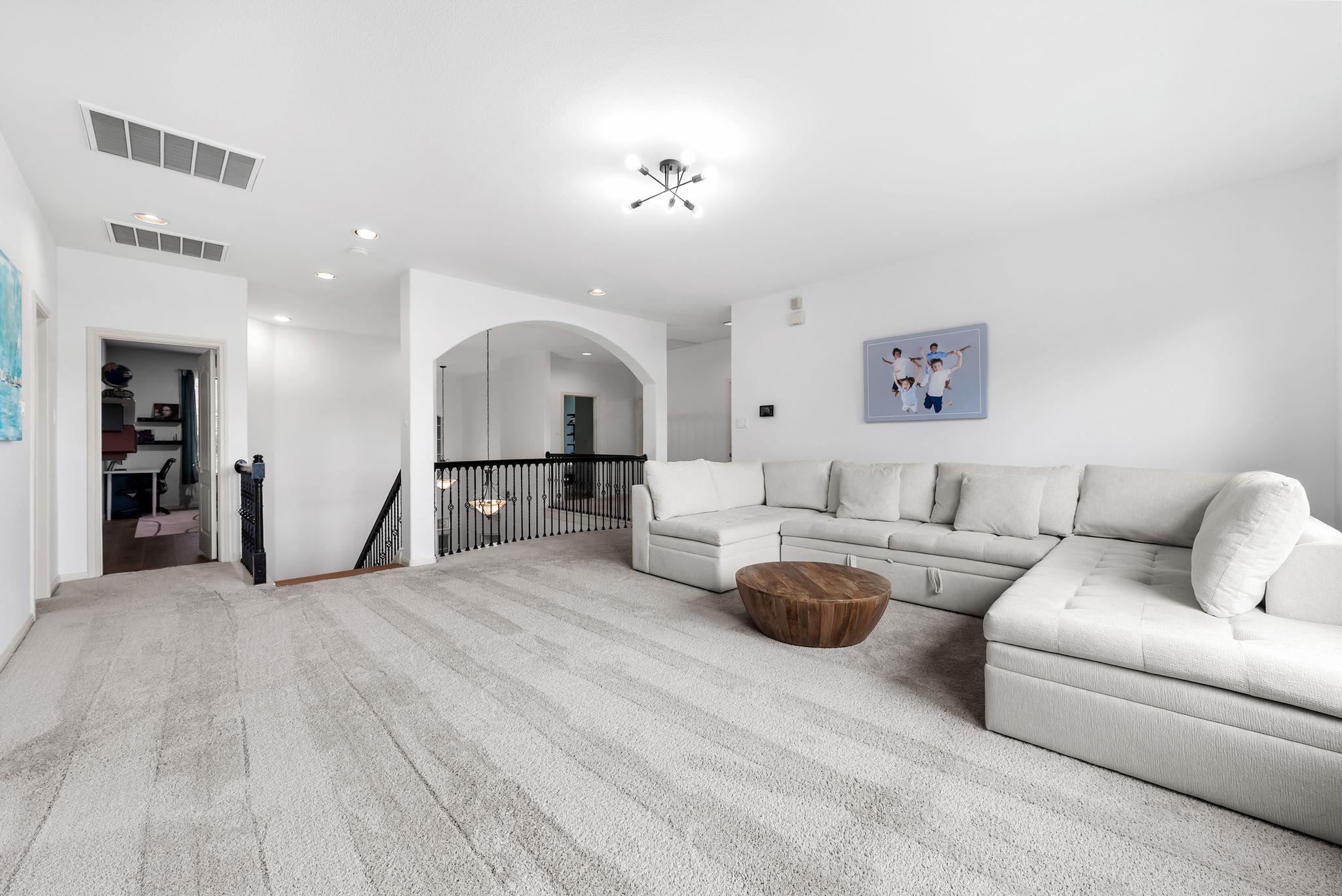 2429 Shire Ridge Dr, Austin, TX 78732