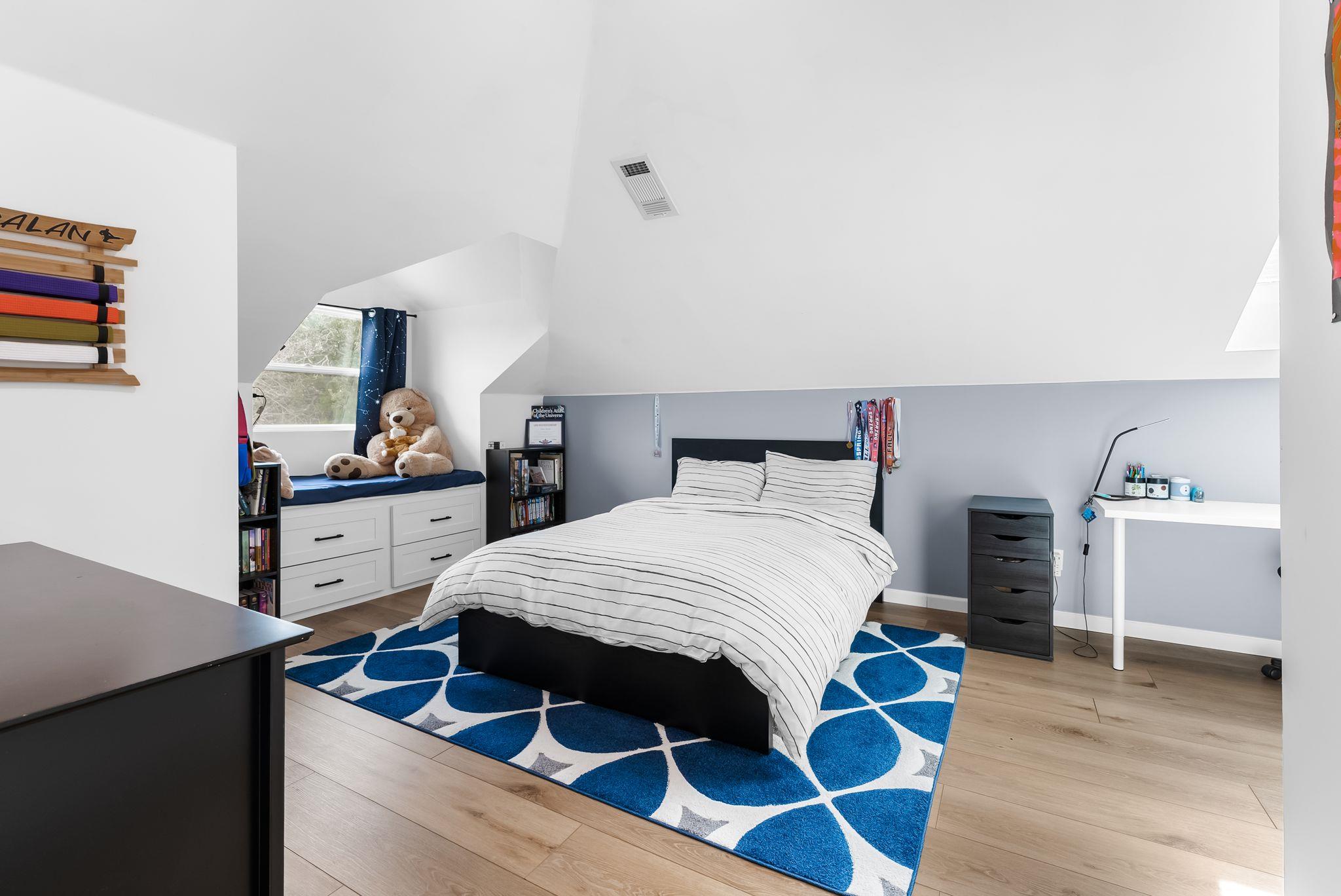 2429 Shire Ridge Dr, Austin, TX 78732