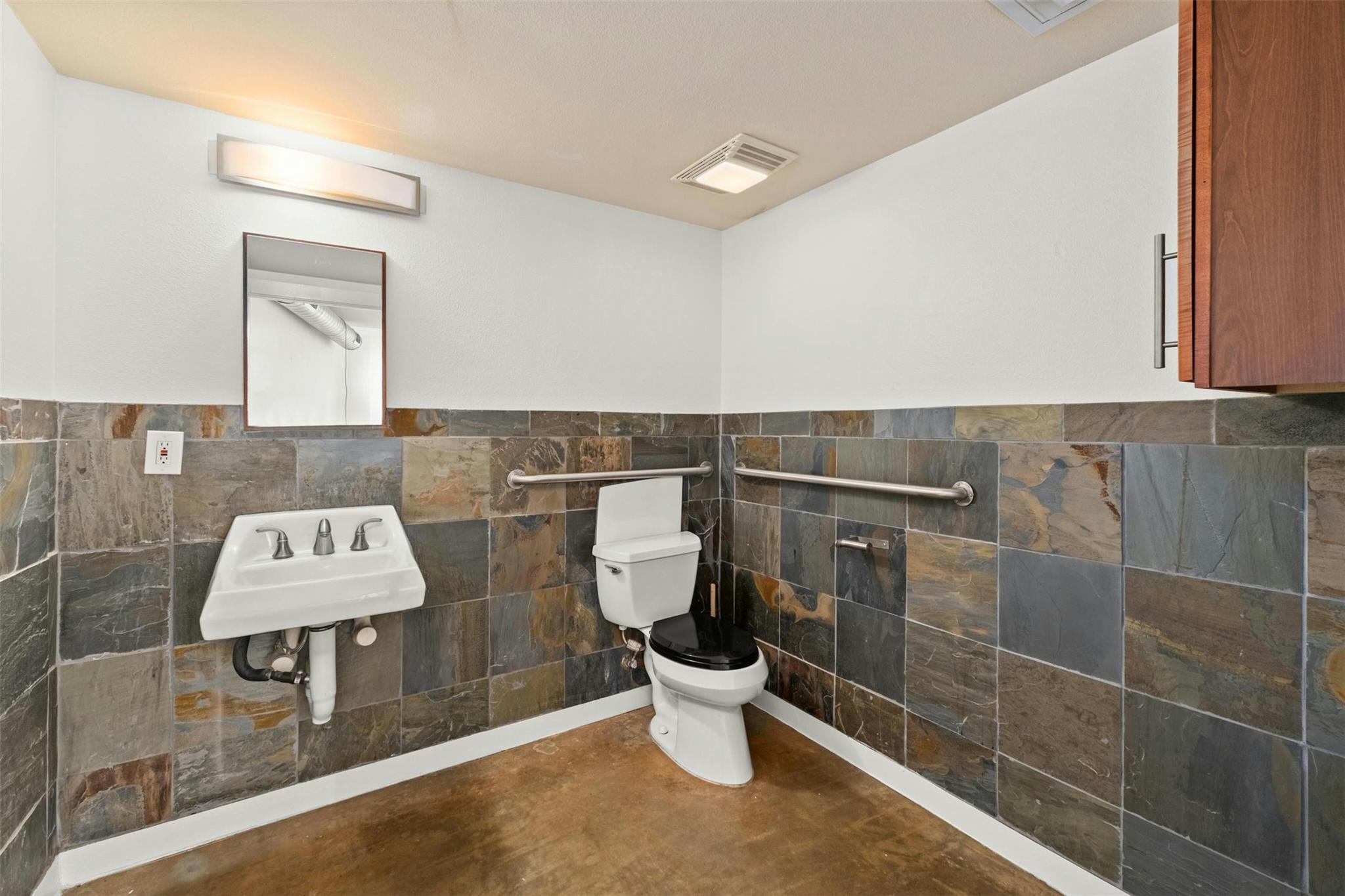 1601 E Cesar Chavez St # 106, Austin, TX 78702