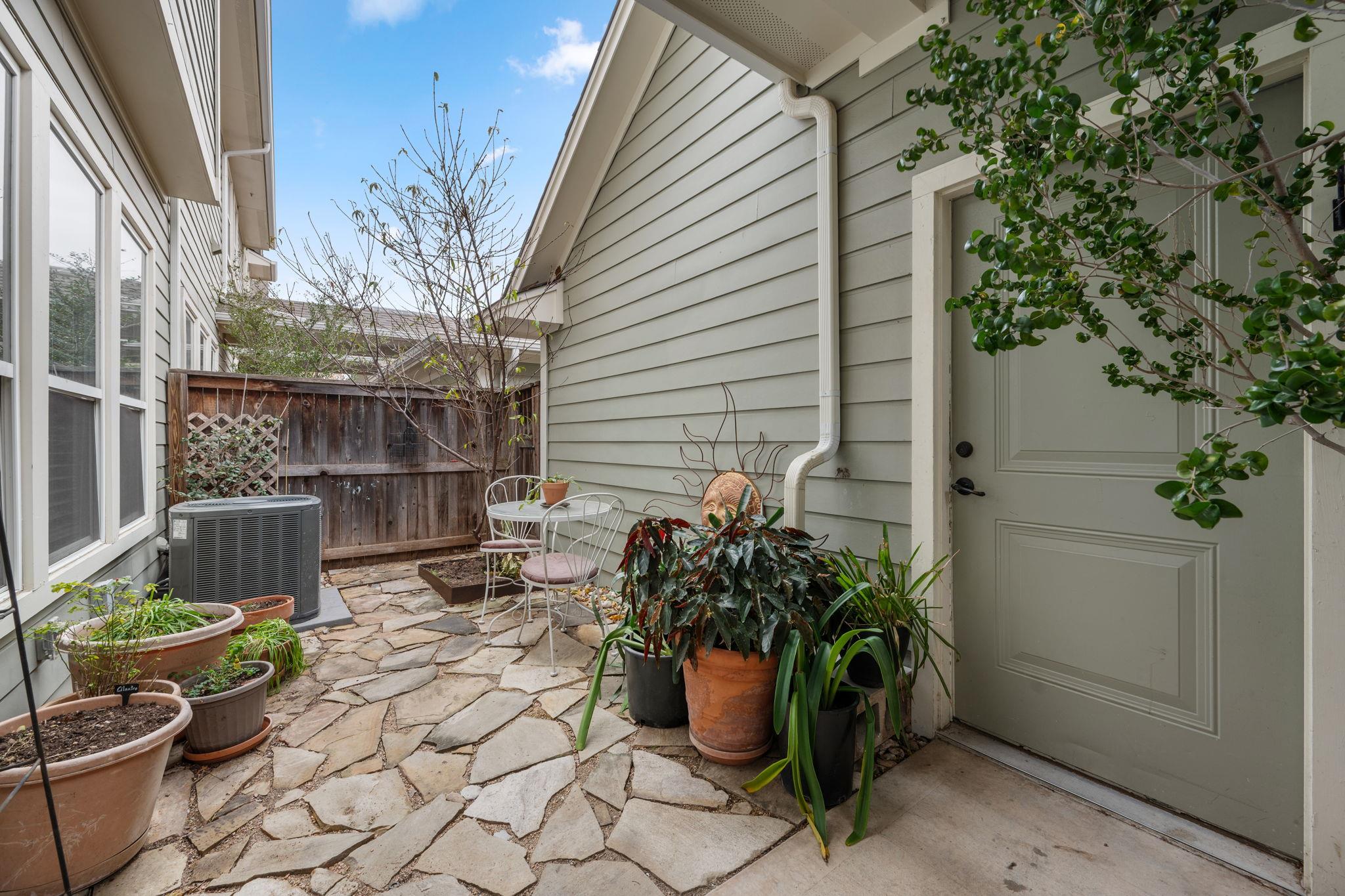 2237 Zach Scott St, Austin, TX 78723