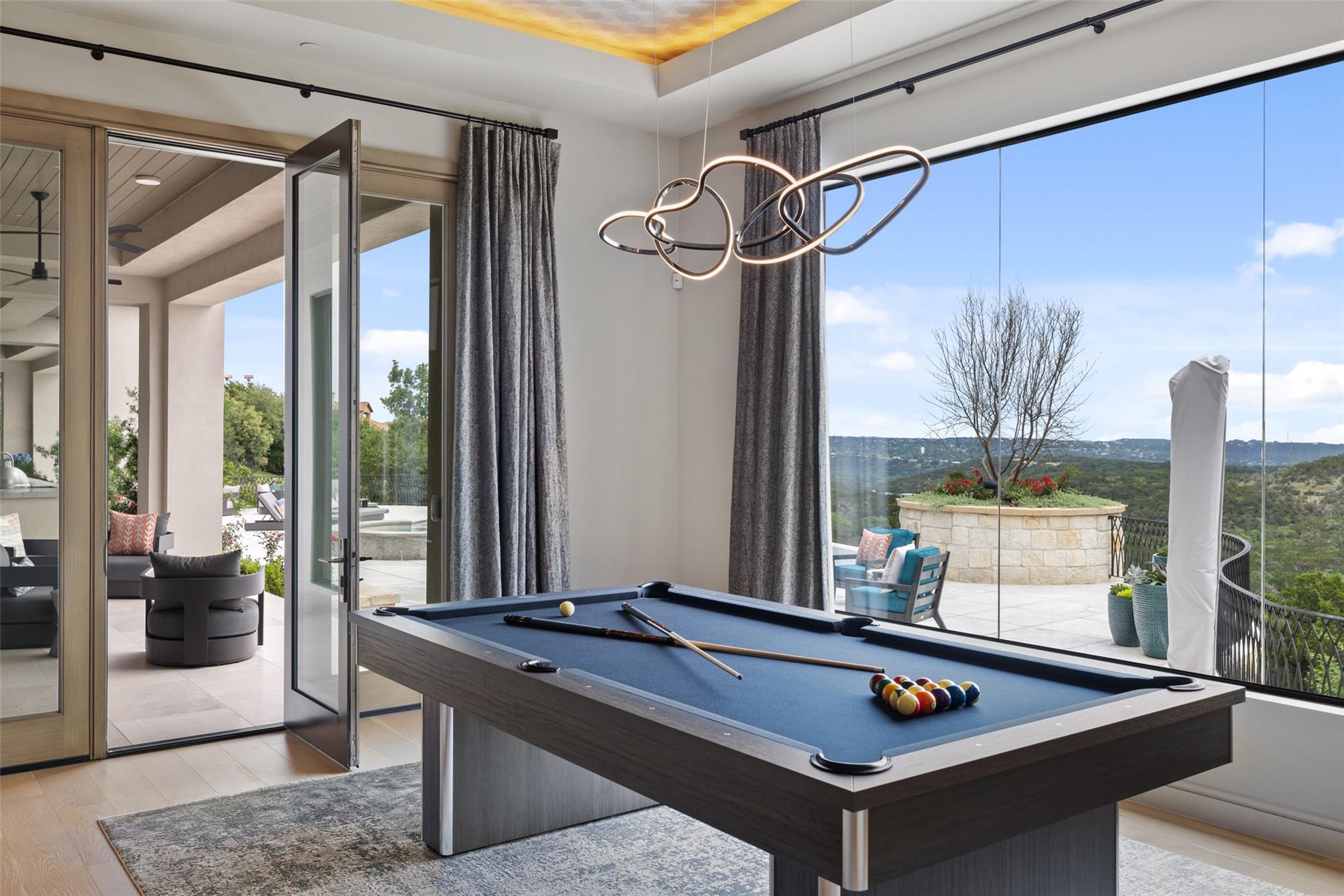 4901 Mirador Dr, Austin, TX 78735