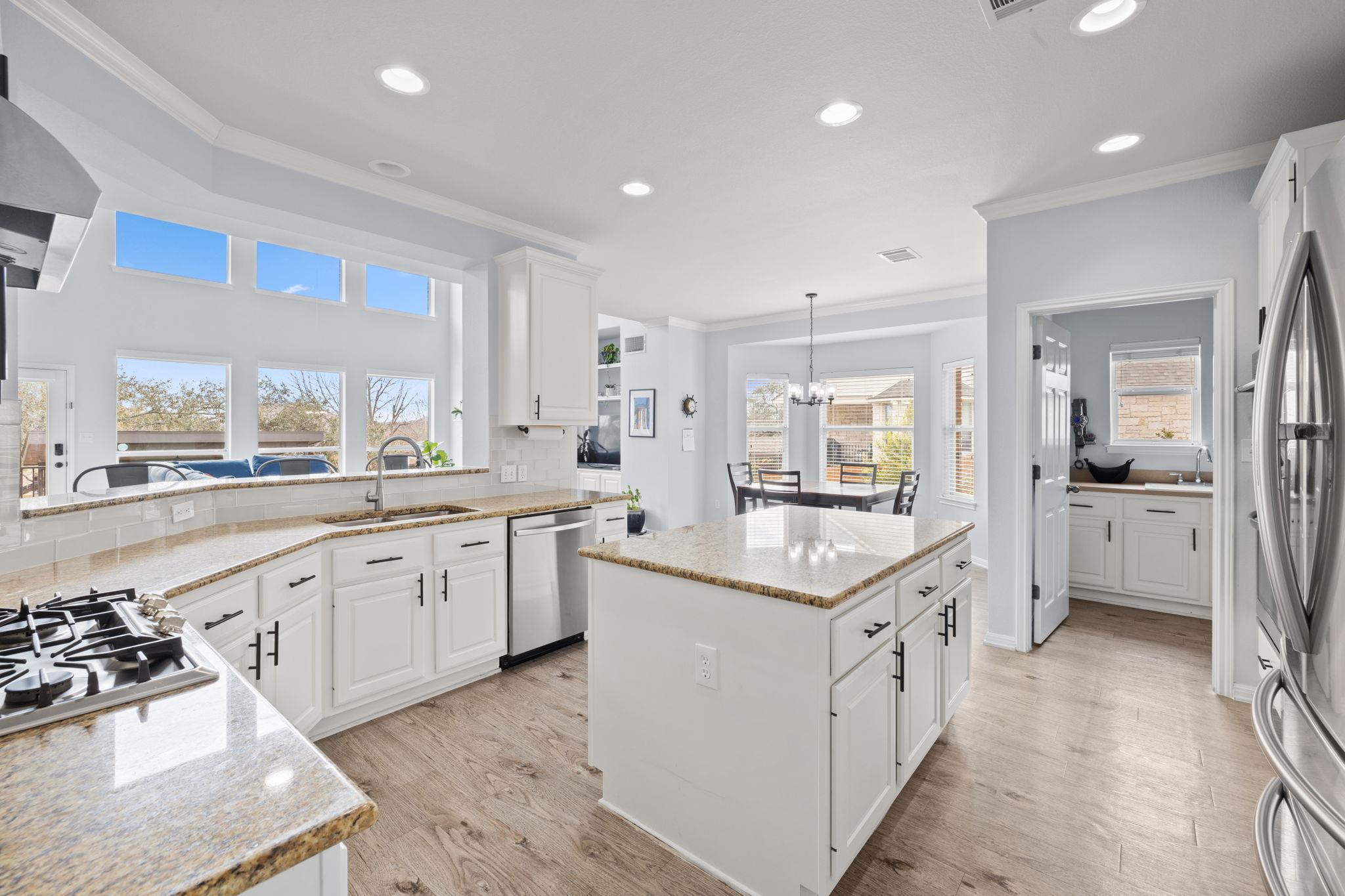 136 Eaton Ln, Austin, TX 78737