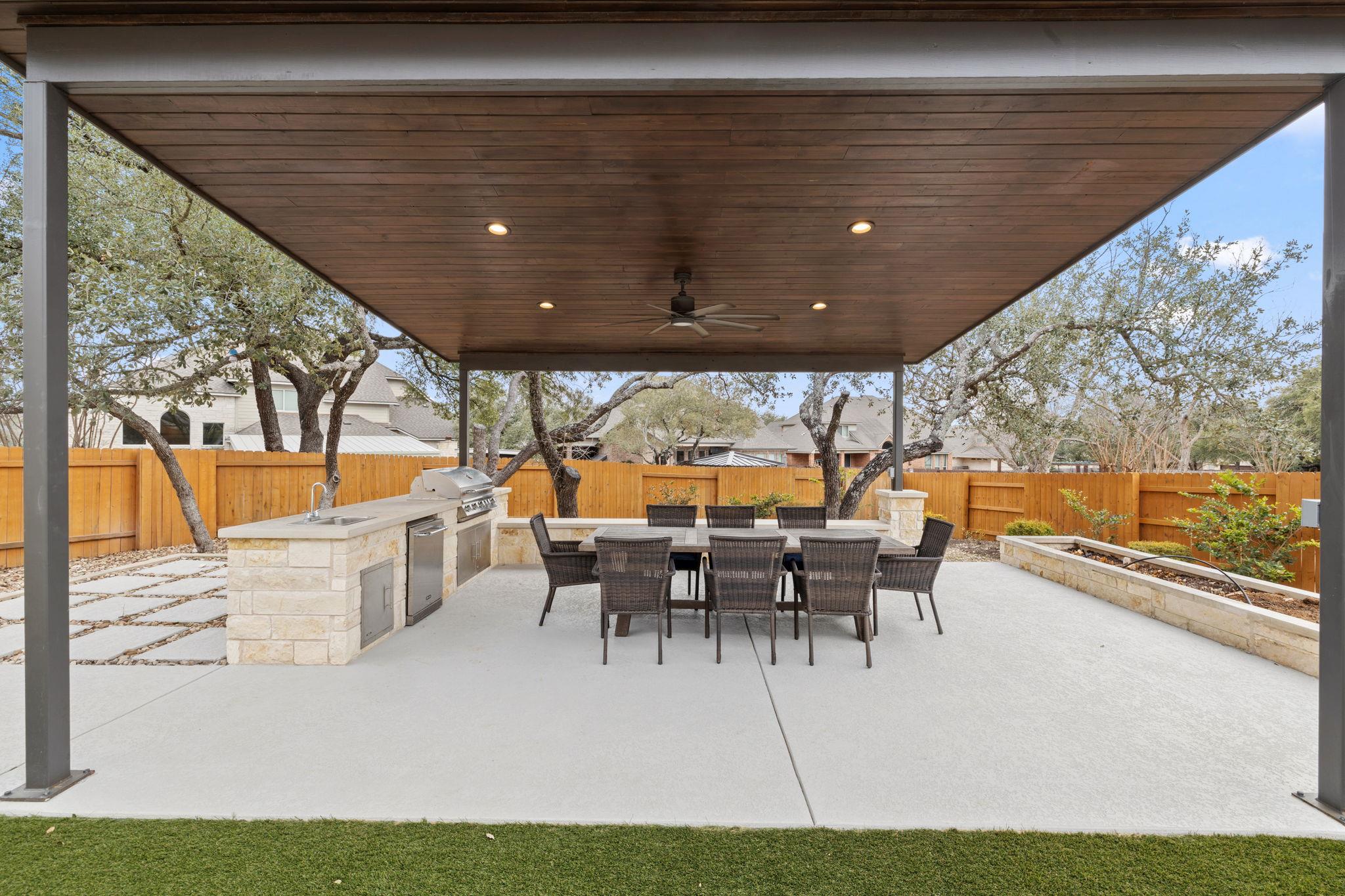 136 Eaton Ln, Austin, TX 78737