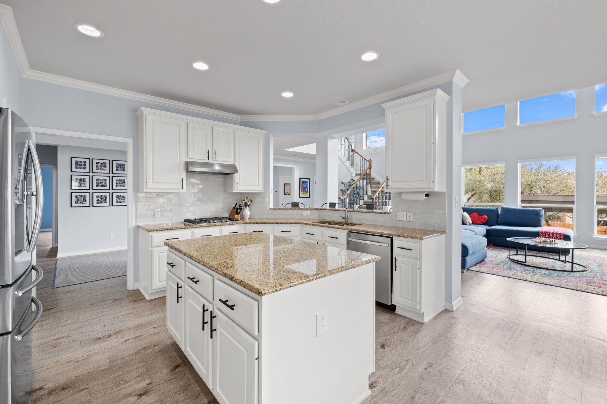 136 Eaton Ln, Austin, TX 78737