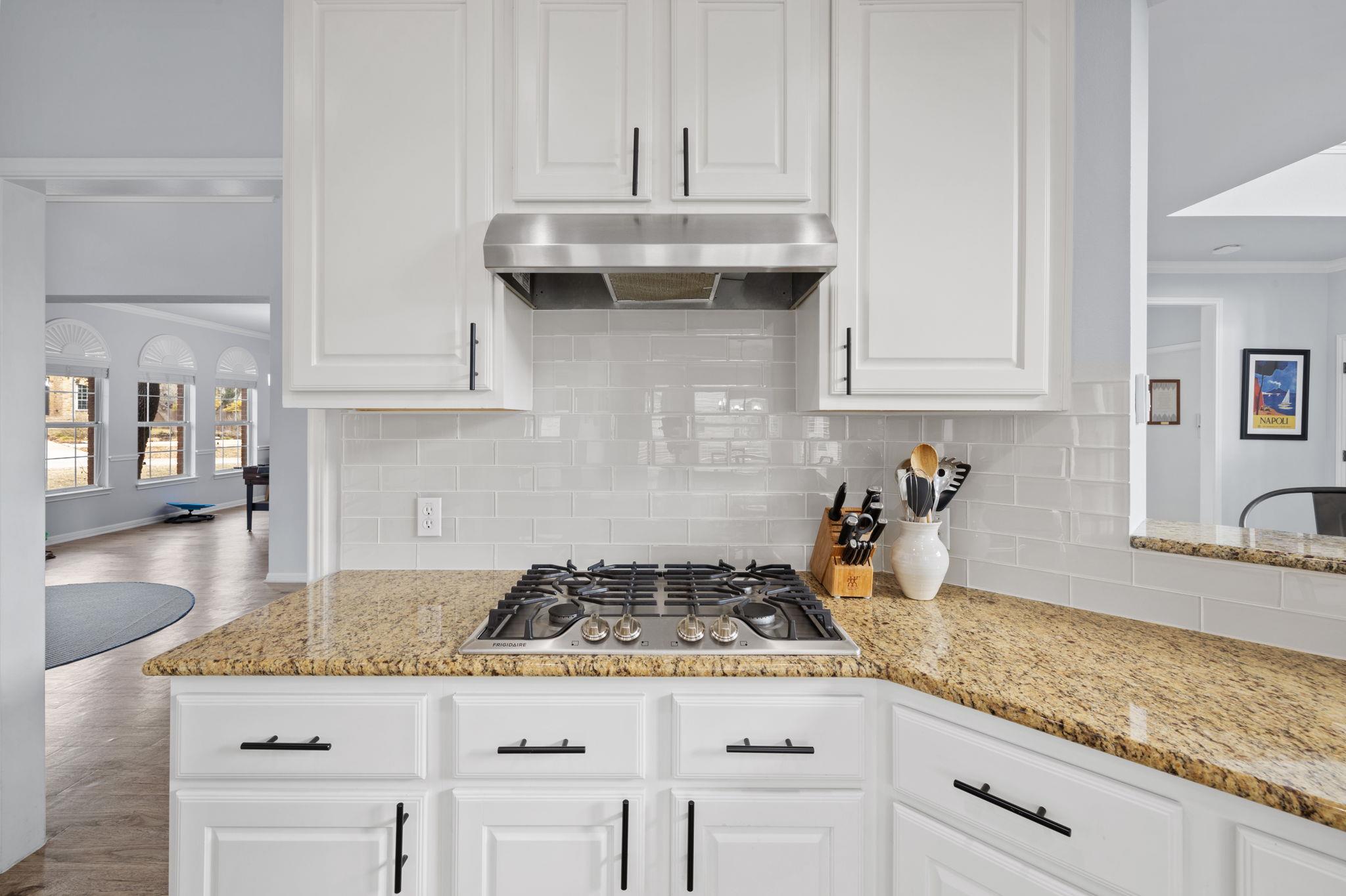 136 Eaton Ln, Austin, TX 78737