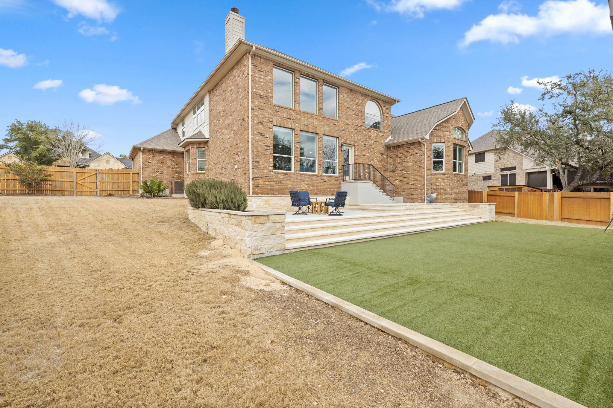136 Eaton Ln, Austin, TX 78737