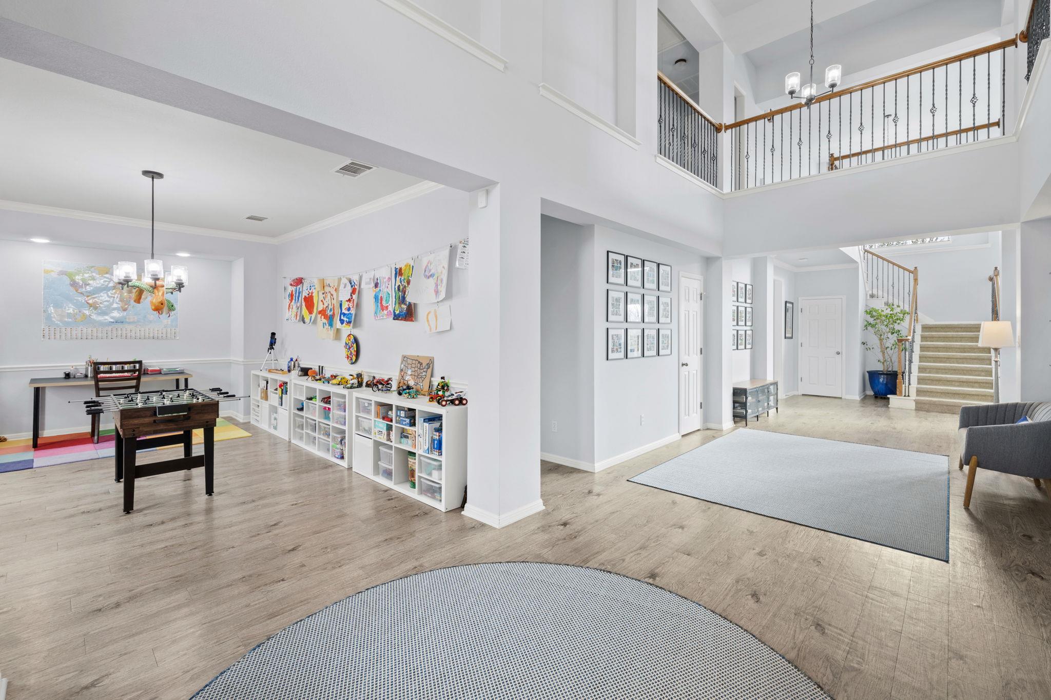 136 Eaton Ln, Austin, TX 78737