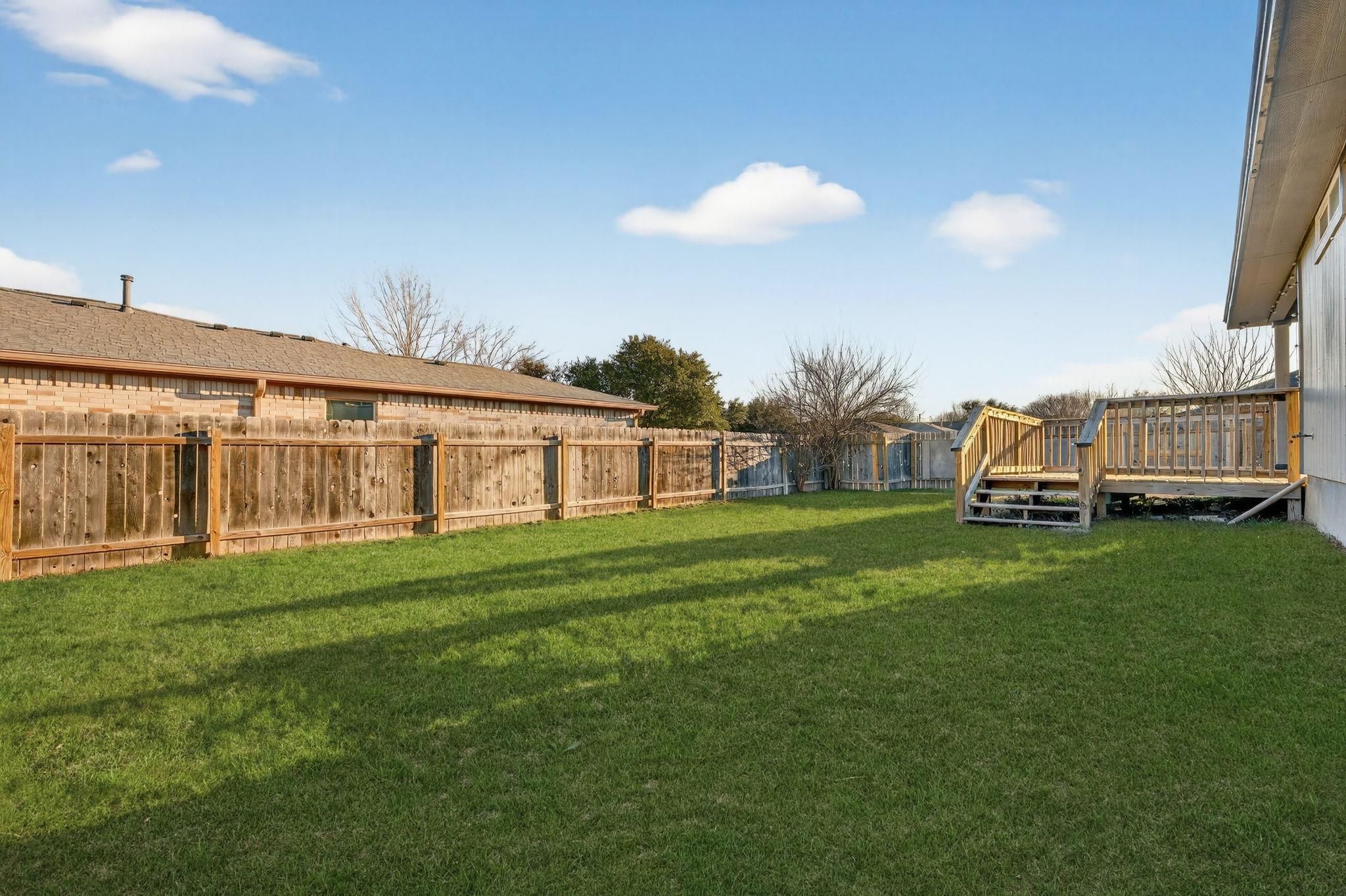 129 Salado Dr, Kyle, TX 78640