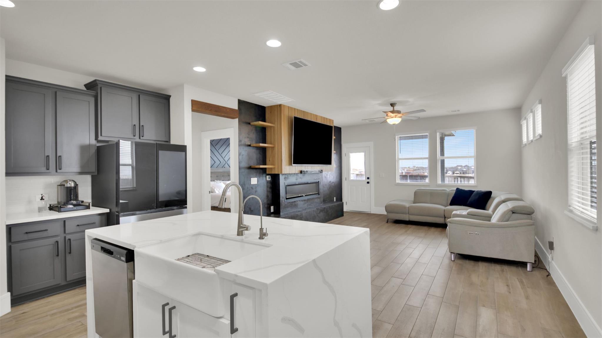 964 Pepperbark Loop, Buda, TX 78610