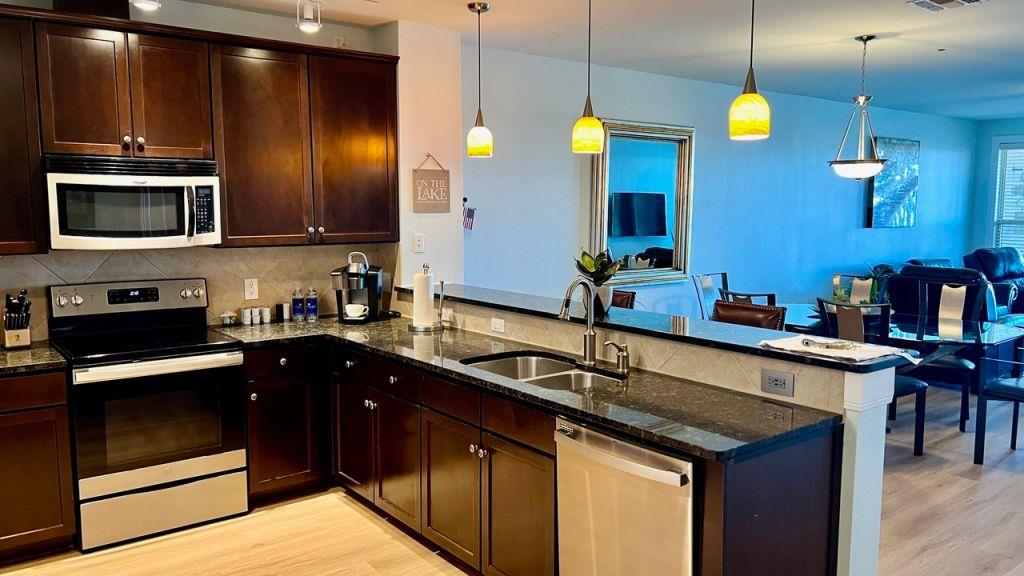 98 Island Dr # 33, Horseshoe Bay, TX 78657