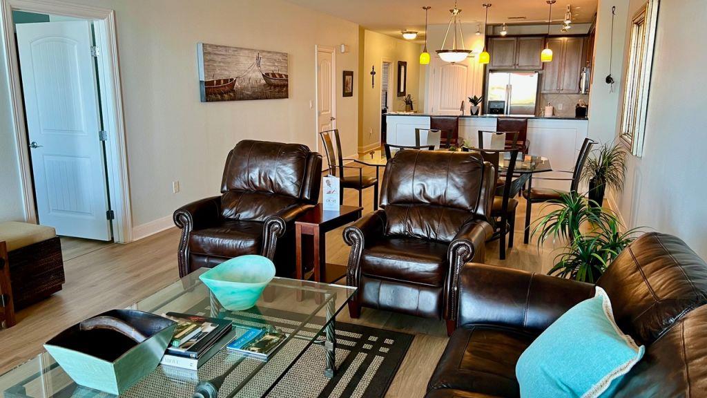 98 Island Dr # 33, Horseshoe Bay, TX 78657