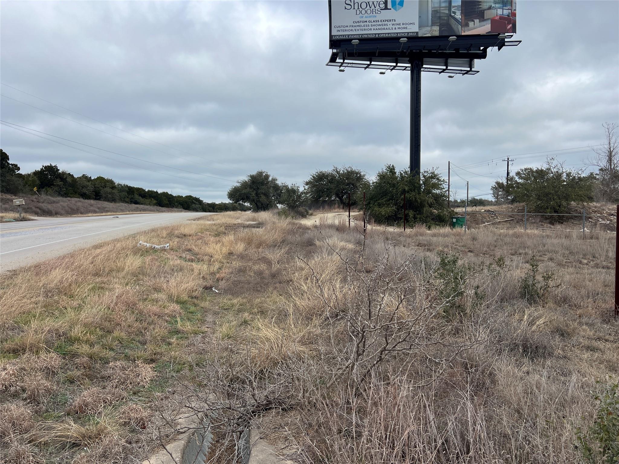 4 Anglin Ln, Austin, TX 78737