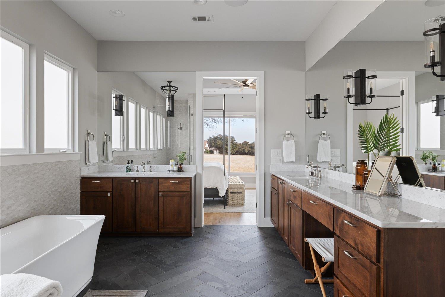 103 Stillwater, Horseshoe Bay, TX 78657