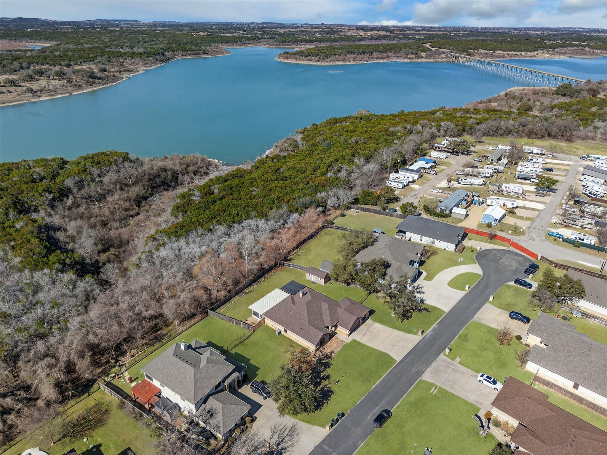 2068 Pirtle Dr, Salado, TX 76571