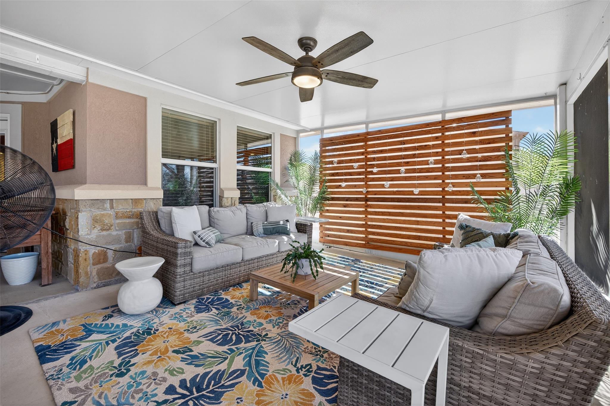 2068 Pirtle Dr, Salado, TX 76571