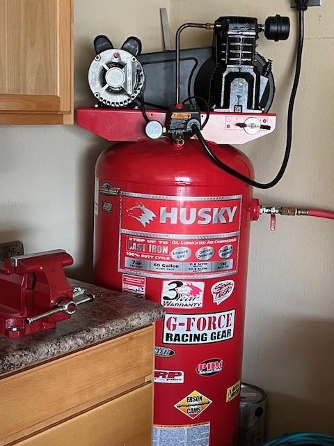 2068 Pirtle Dr, Salado, TX 76571