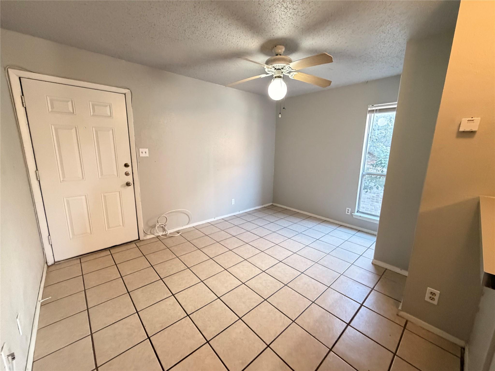 4303 Duval St # 204, Austin, TX 78751