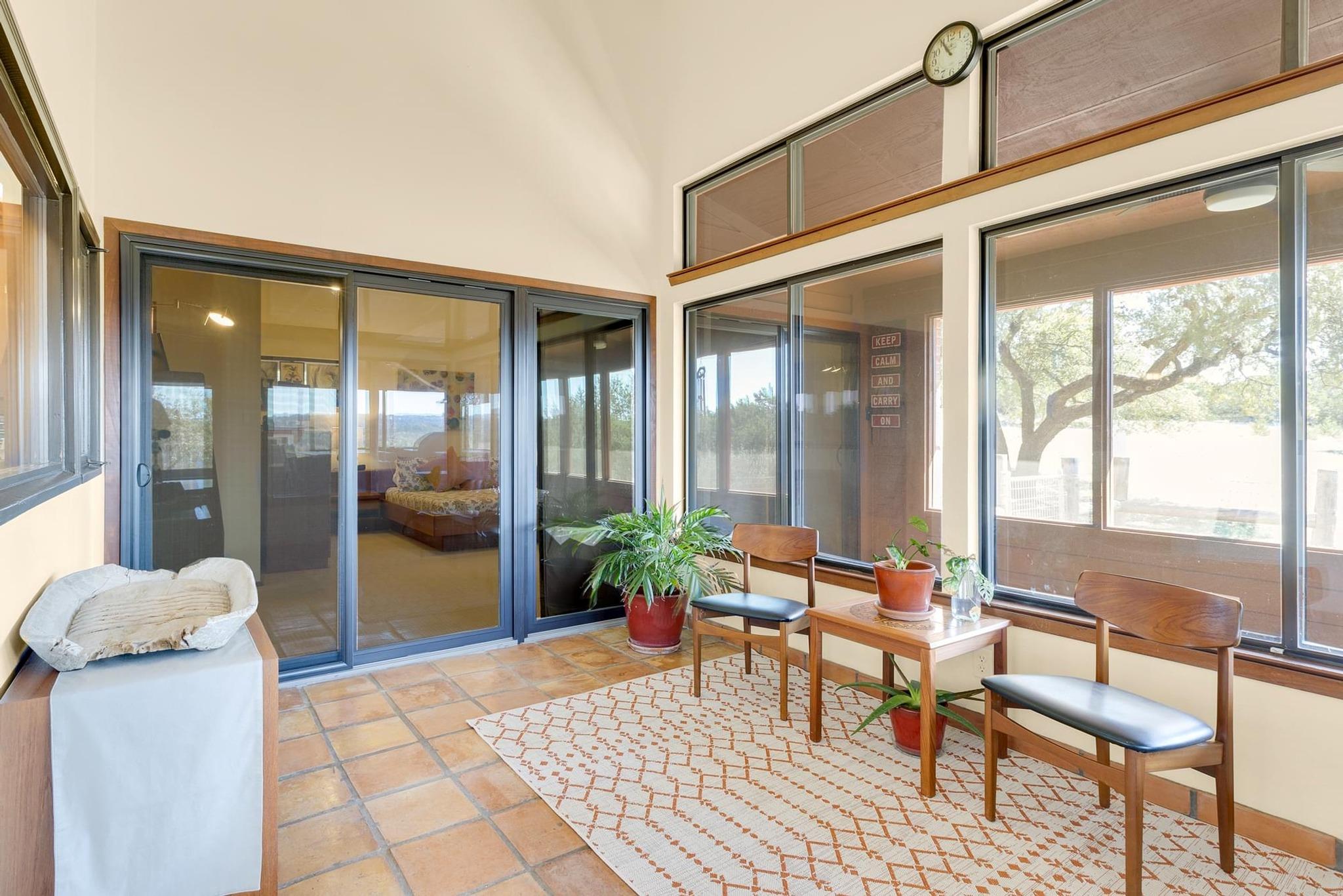 300 Sycamore Valley Rd, Dripping Springs, TX 78620