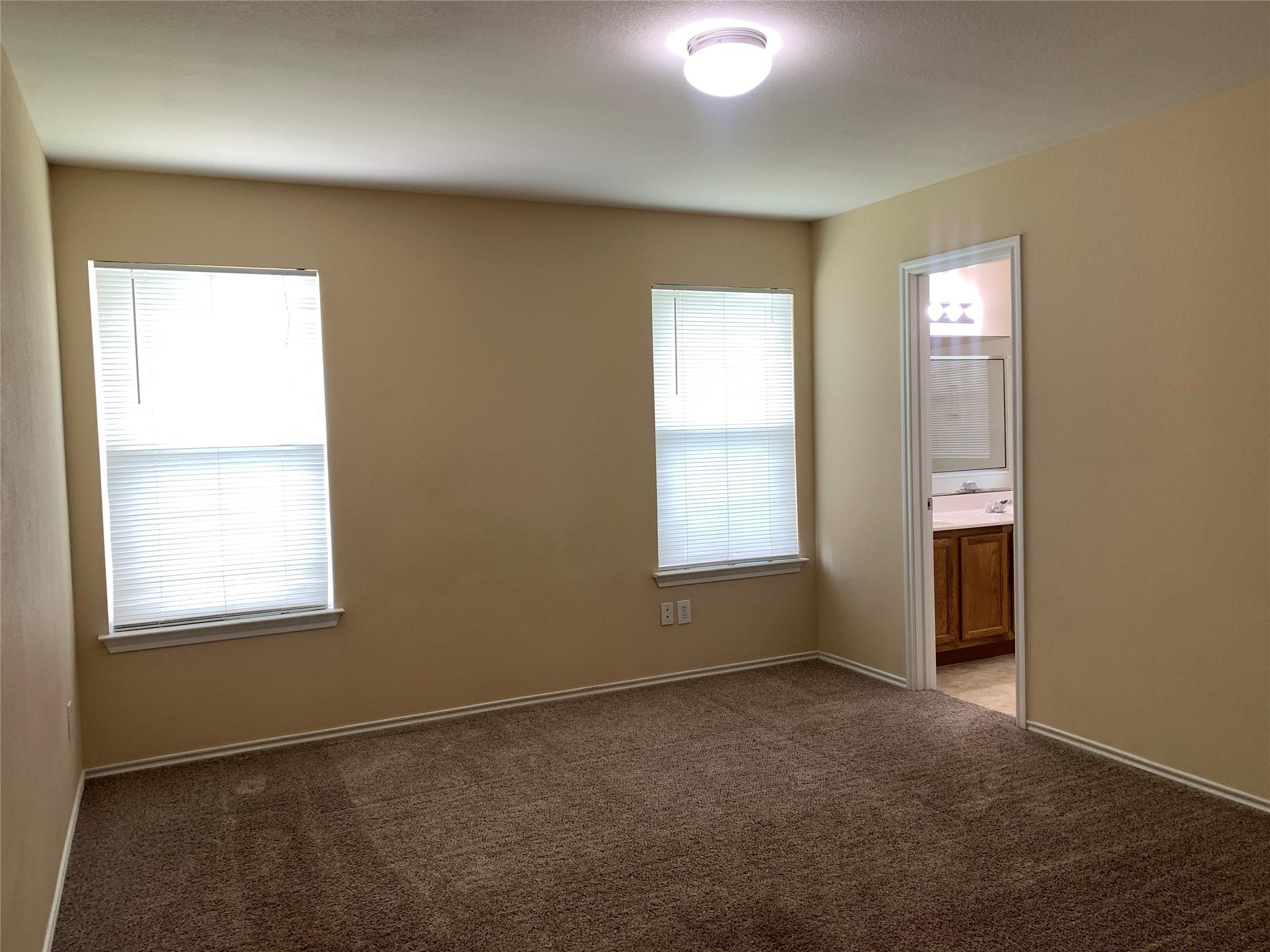 2338 Green Meadows Ln, Buda, TX 78610