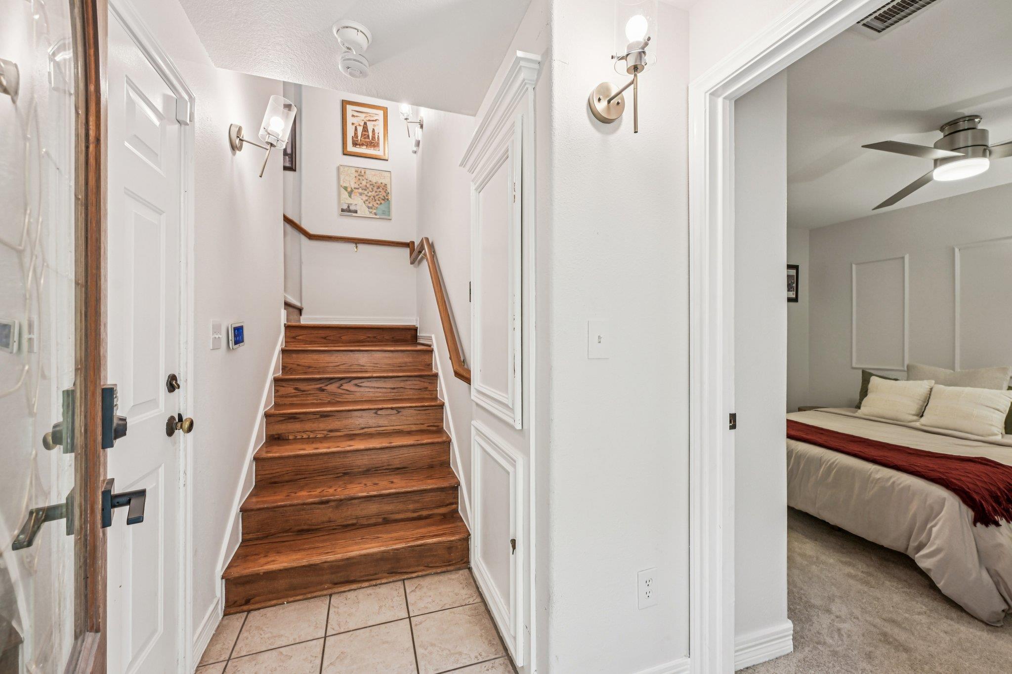 5736 Petty St, Houston, TX 77007