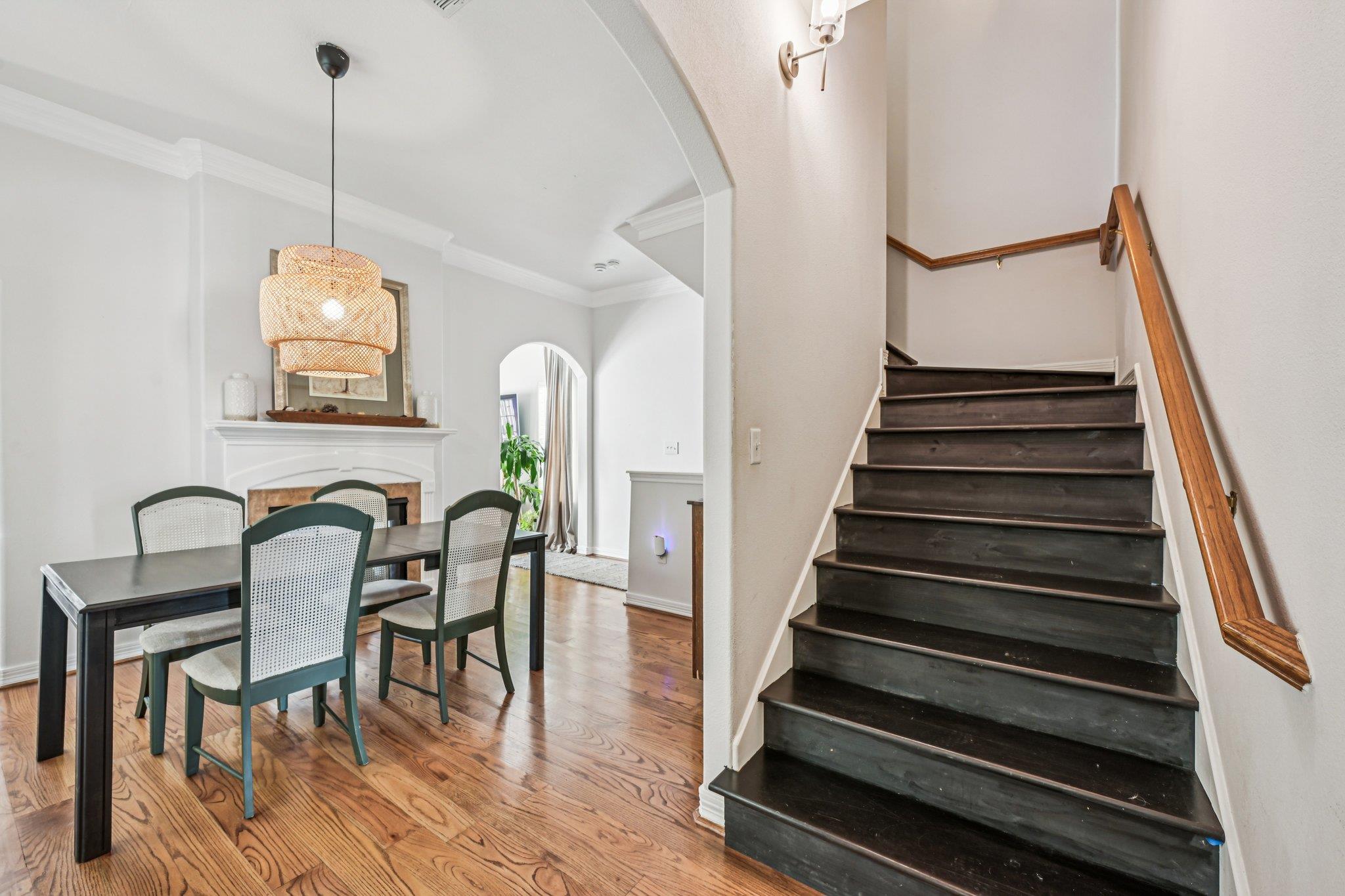 5736 Petty St, Houston, TX 77007