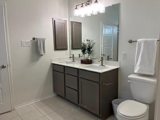 270 Kat Garnet Dr, Kyle, TX 78640