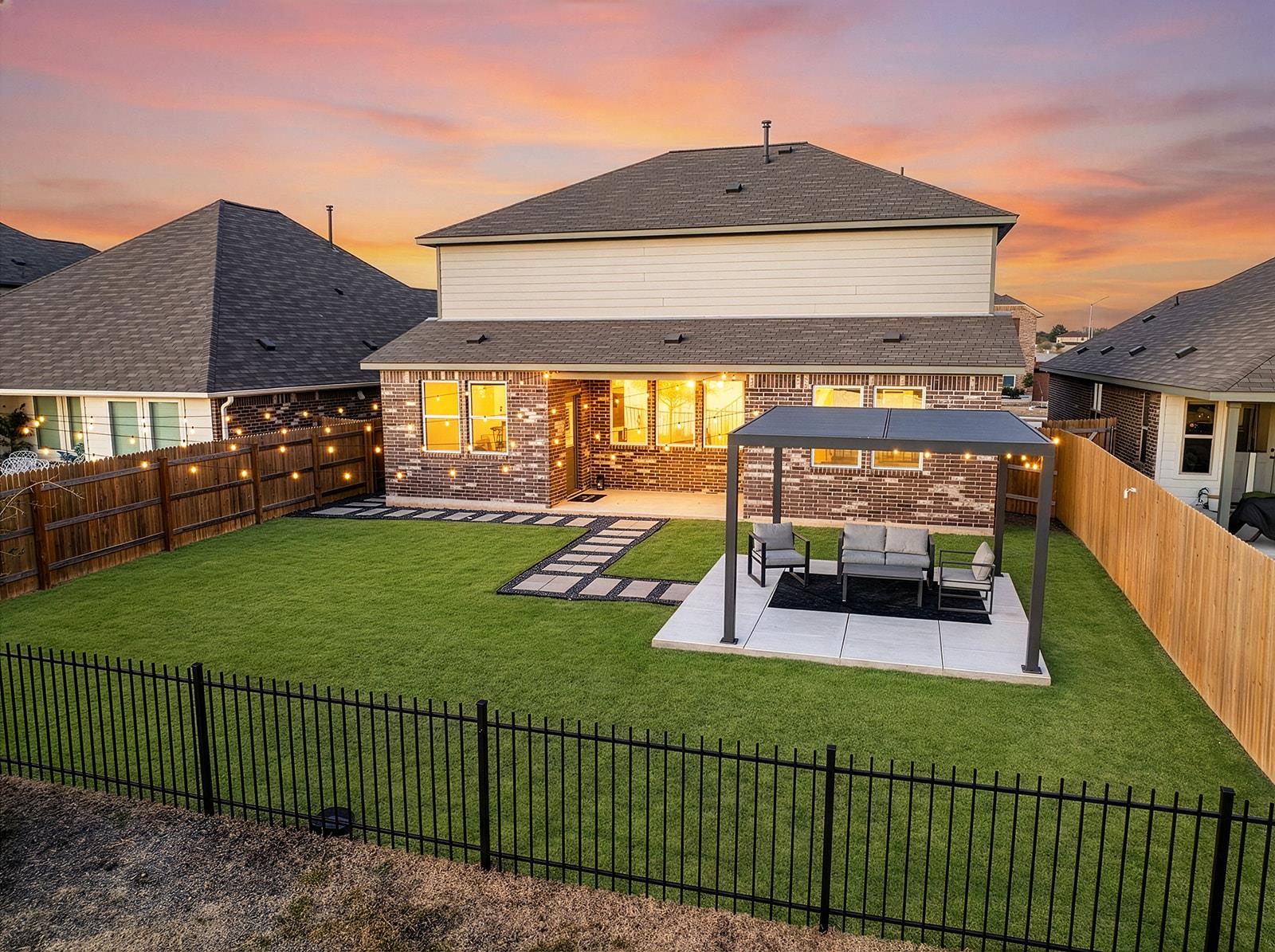 13117 Lapoynor St, Manor, TX 78653