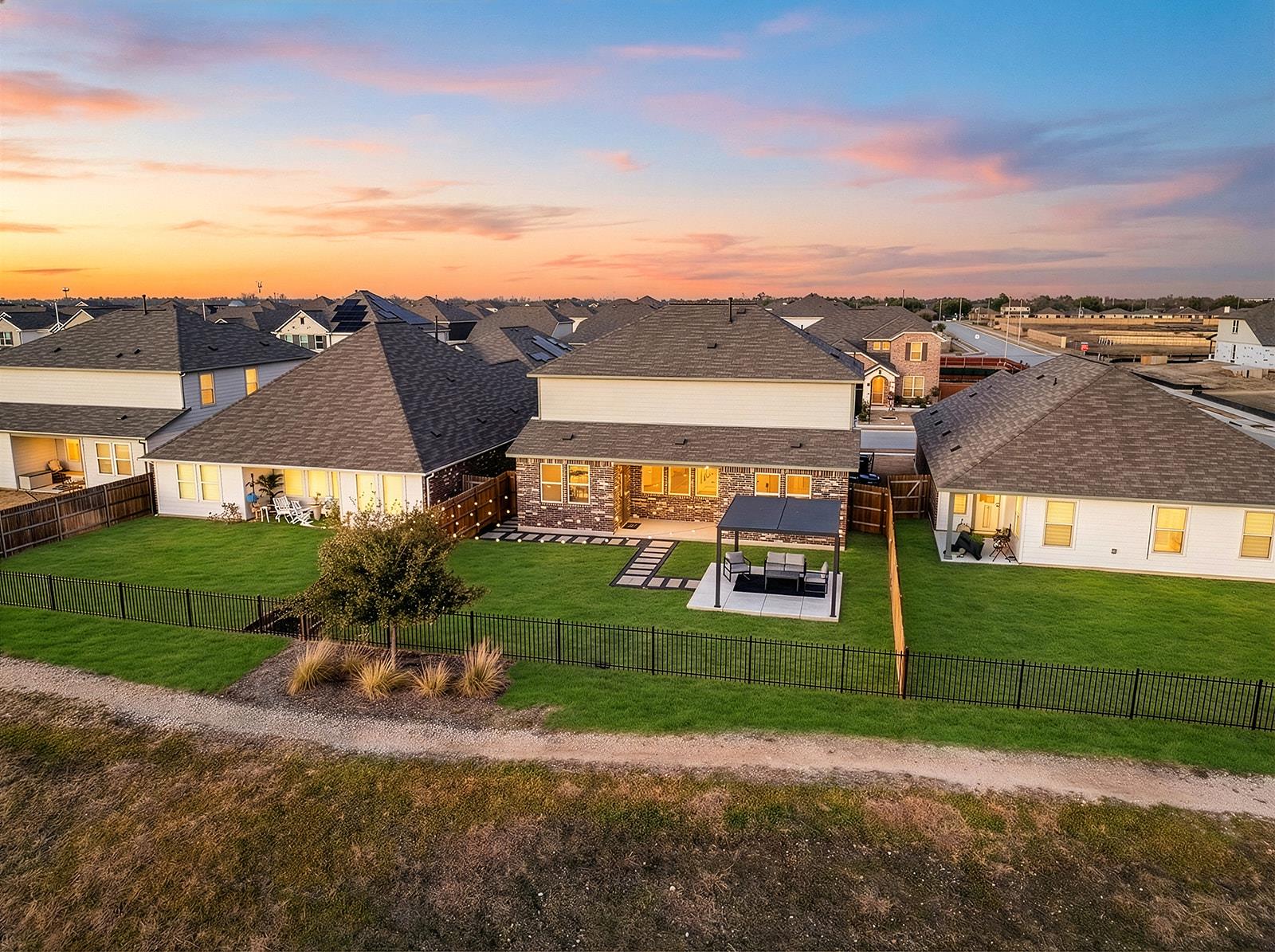 13117 Lapoynor St, Manor, TX 78653