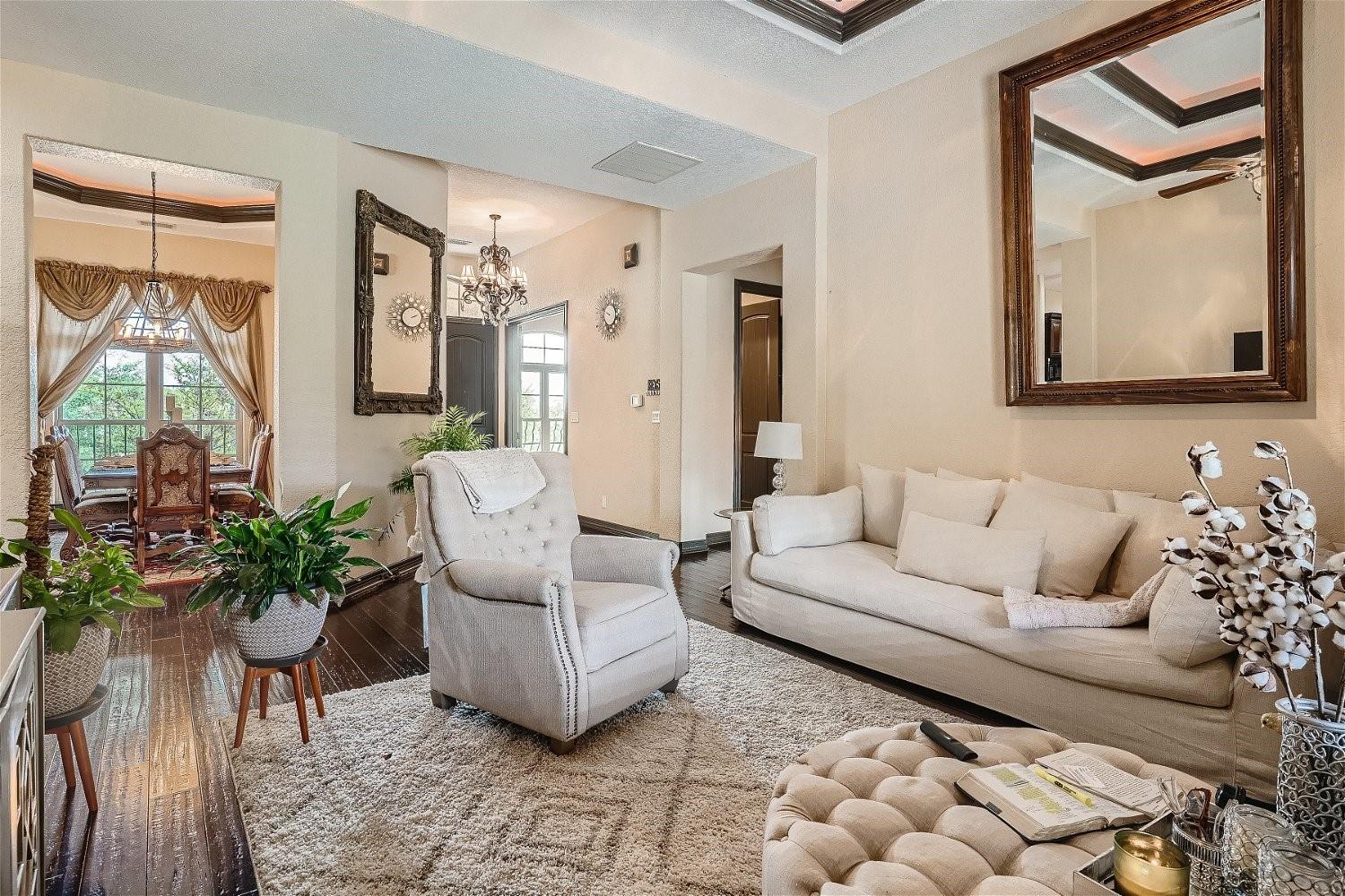 15207 Nightingale Ln, Lakeway, TX 78734