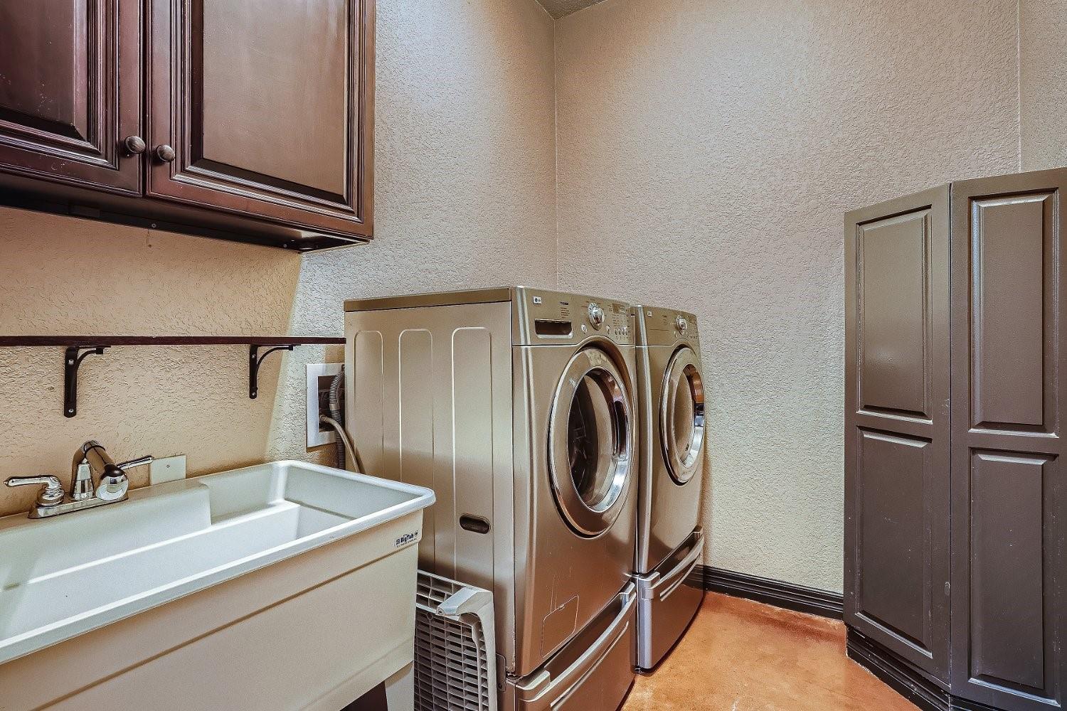 15207 Nightingale Ln, Lakeway, TX 78734