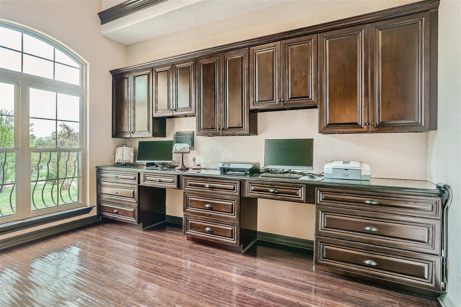 15207 Nightingale Ln, Lakeway, TX 78734