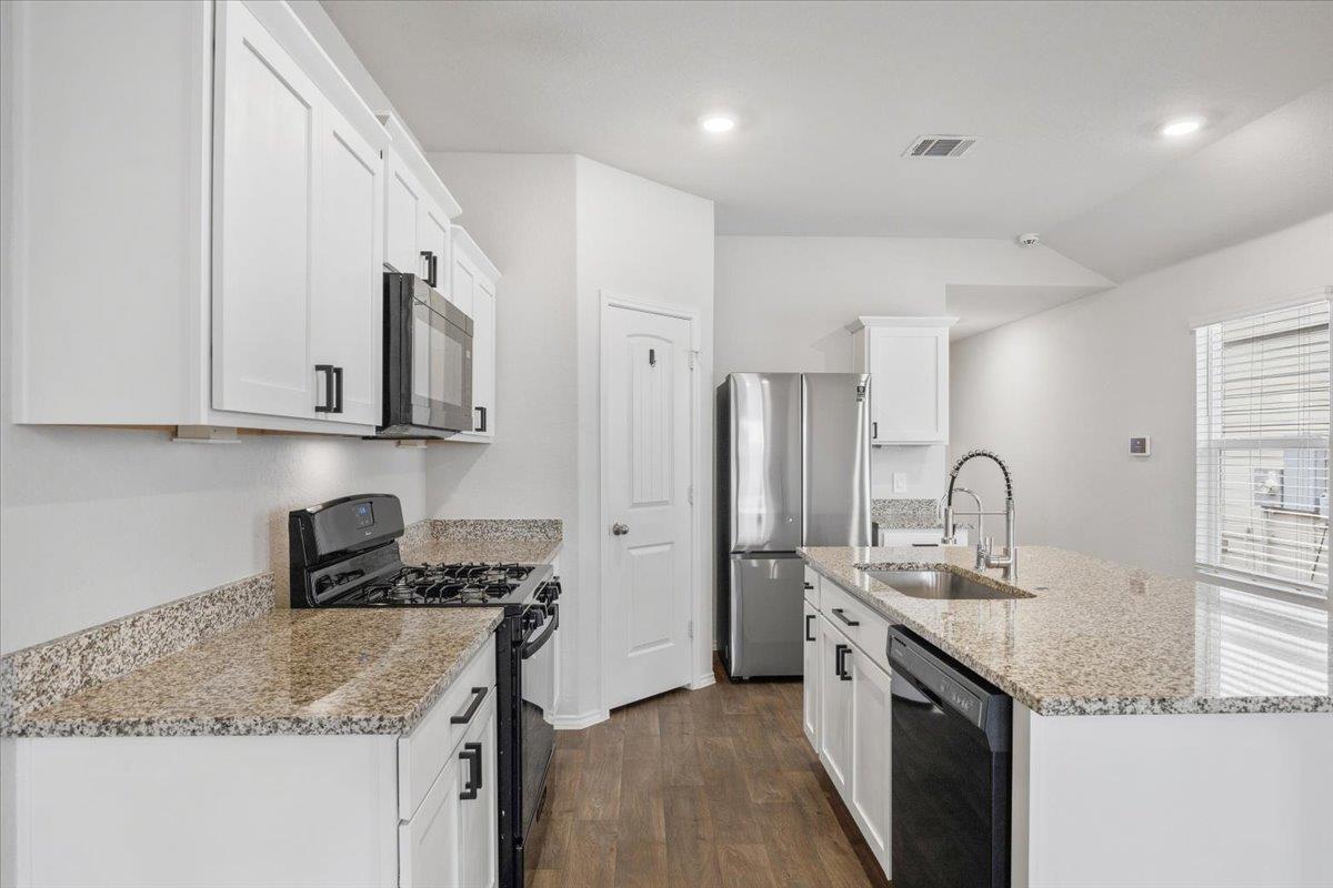 228 Skipping Stone Ln, San Marcos, TX 78666