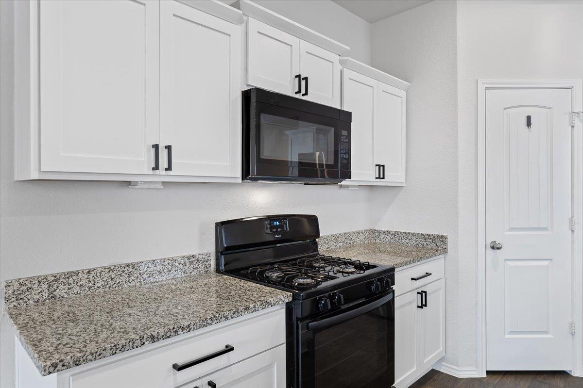 228 Skipping Stone Ln, San Marcos, TX 78666