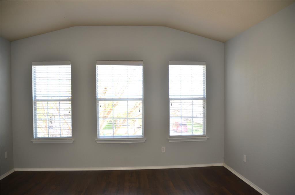 218 Baldwin St, Hutto, TX 78634