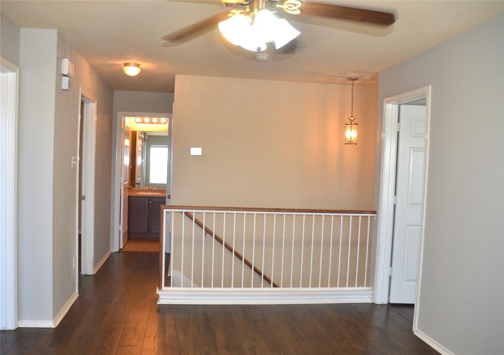 218 Baldwin St, Hutto, TX 78634