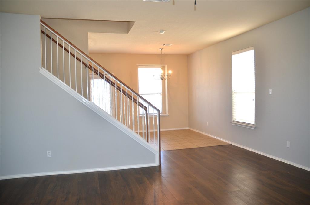 218 Baldwin St, Hutto, TX 78634